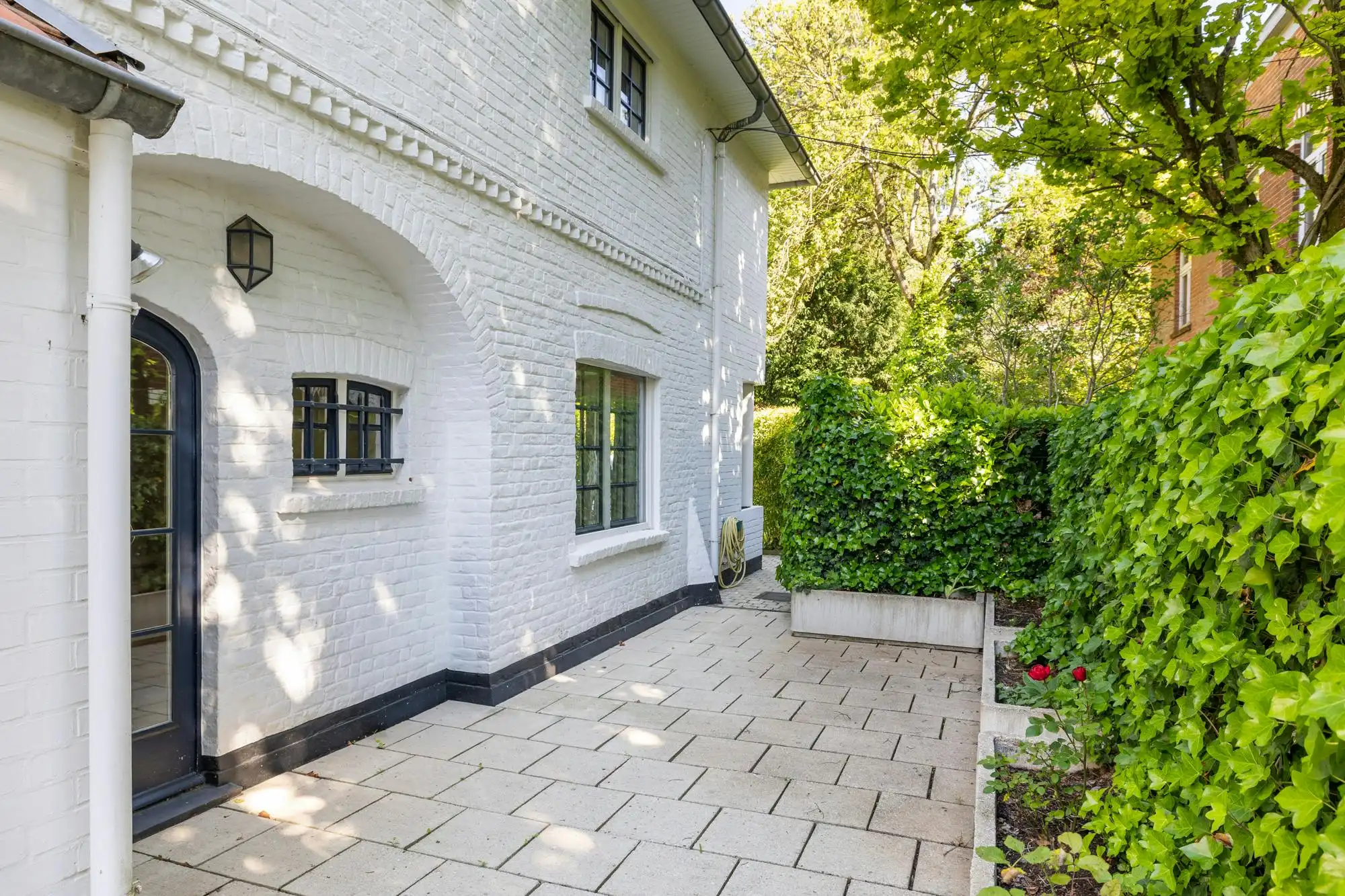 Villa met Tuin – Montjoiewijk foto 18