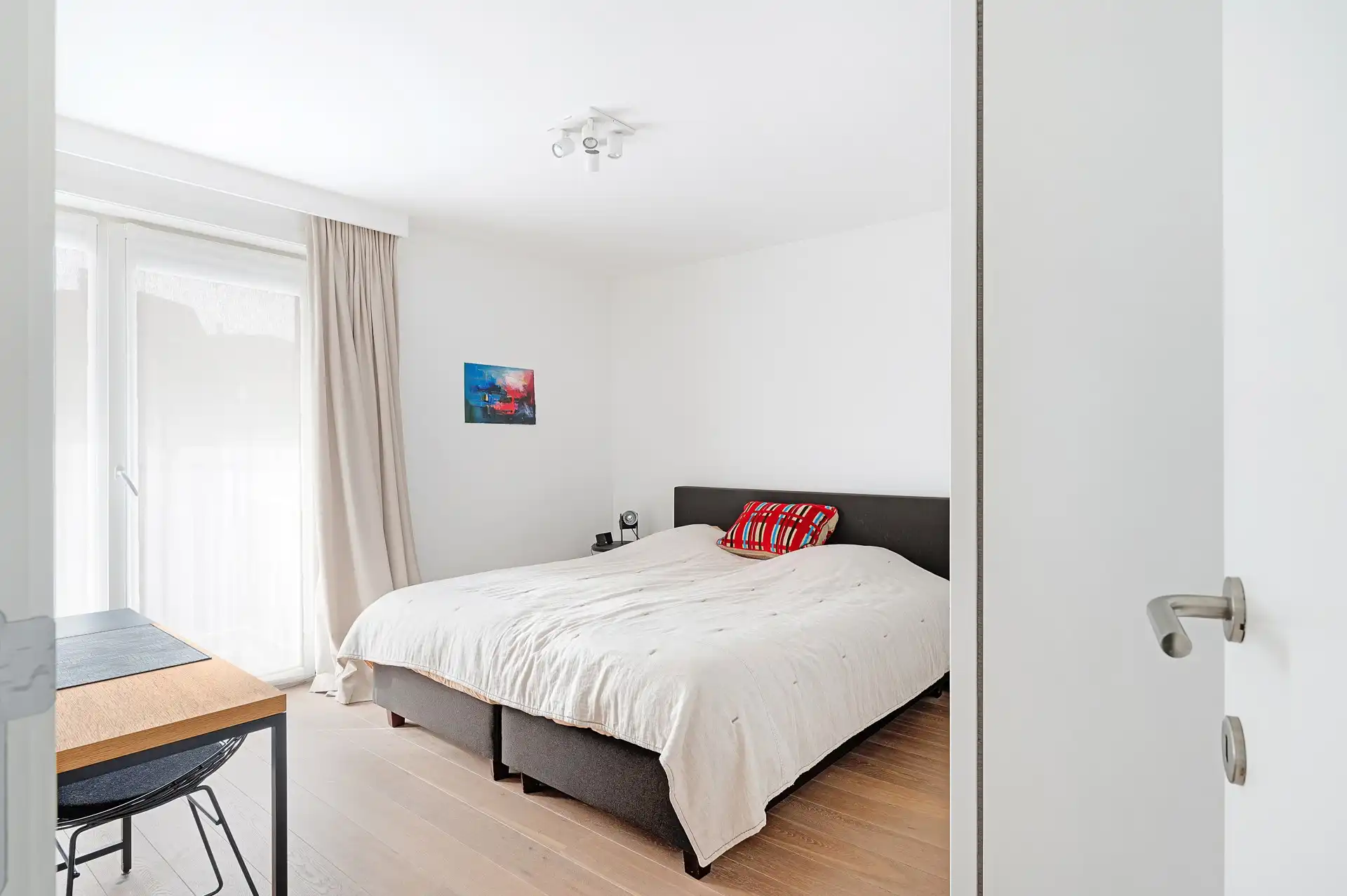 Ruim appartement met 3 slaapkamers in zijstraat van de zeedijk aan het Albertstrand foto 21