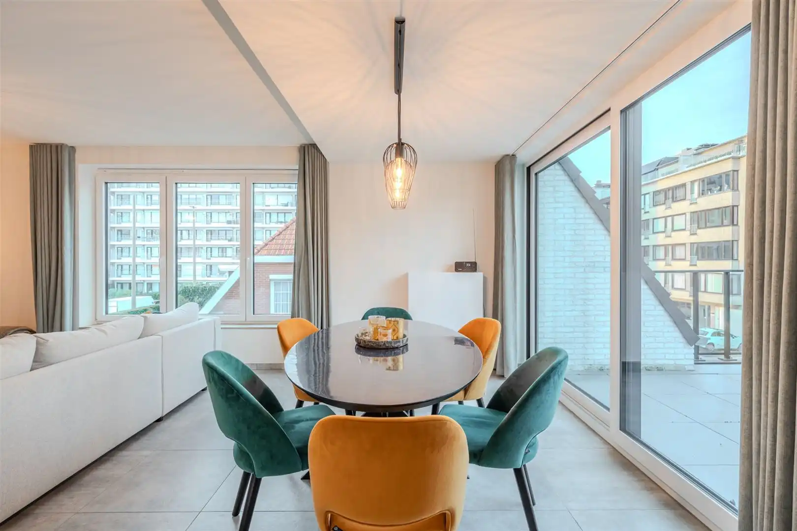 Modern 2 slaapkamer appartement in hartje Middelkerke foto 5