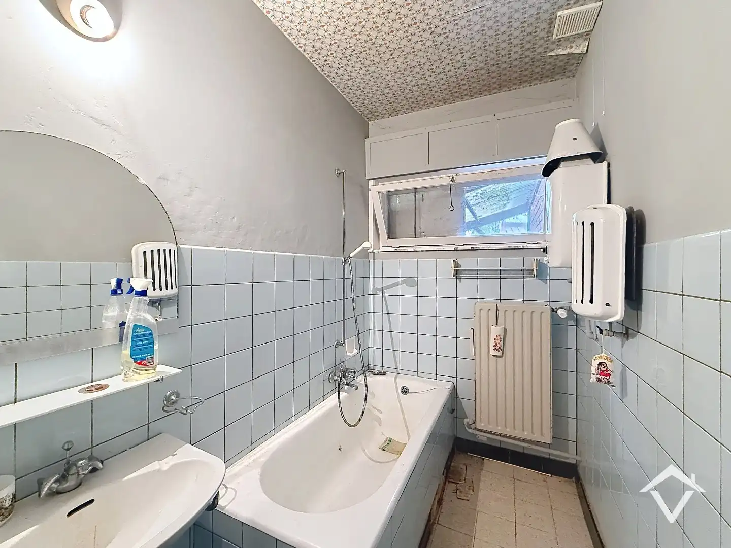 Gelijkvloerse woning met 3 slaapkamers, ruime garage en tuin op een gunstige ligging te Hooglede foto 17