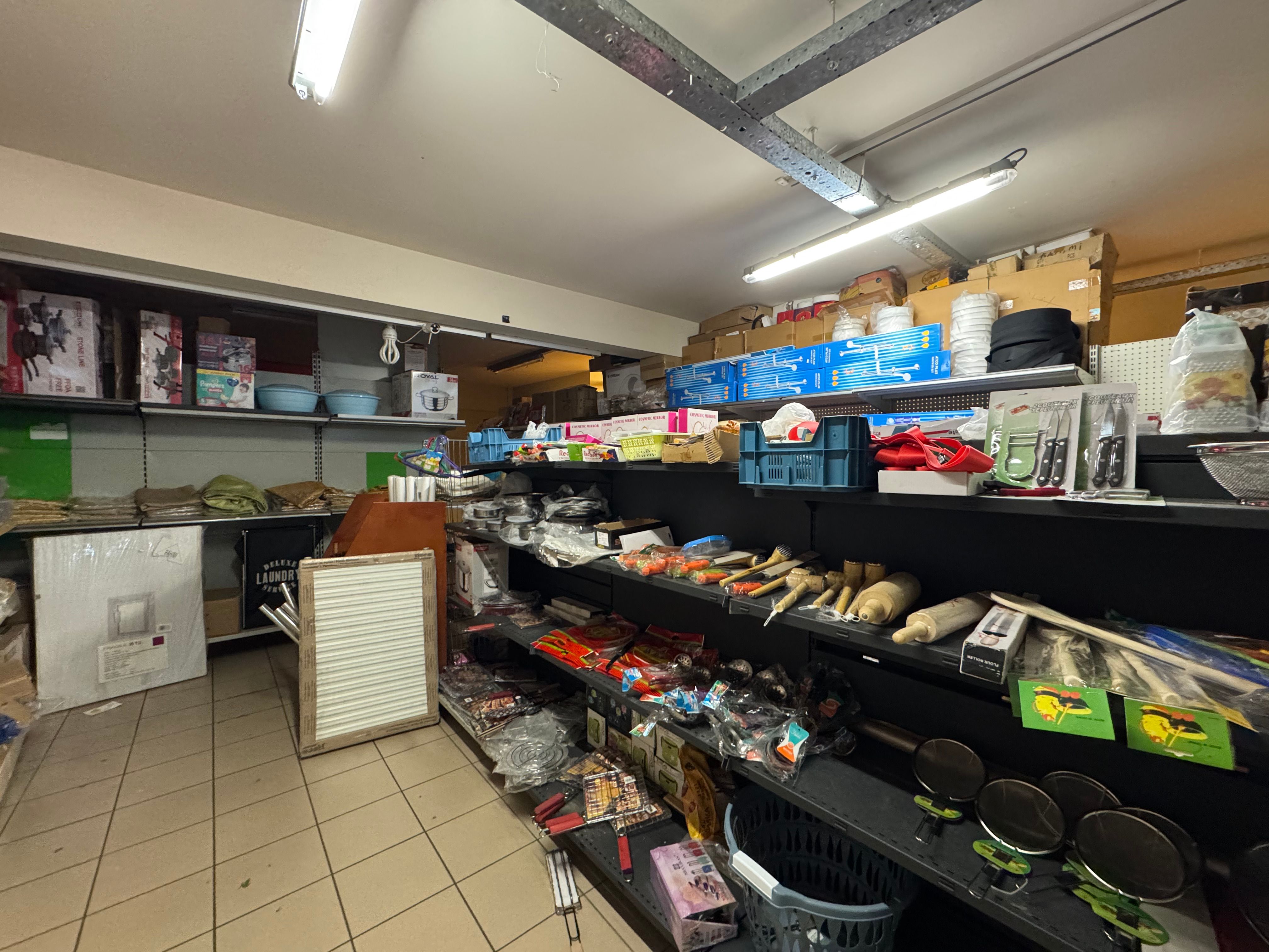 Handelsgelijkvloers 150m² + garage 20m² foto 6