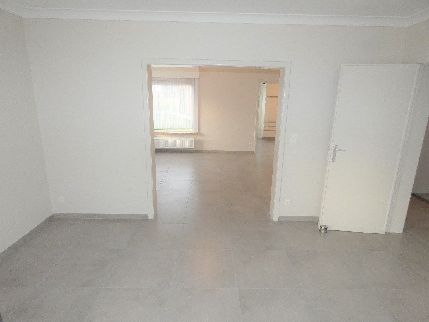 Gerenoveerde woning met 3 slpk, garage en tuin, Torhout. foto 9