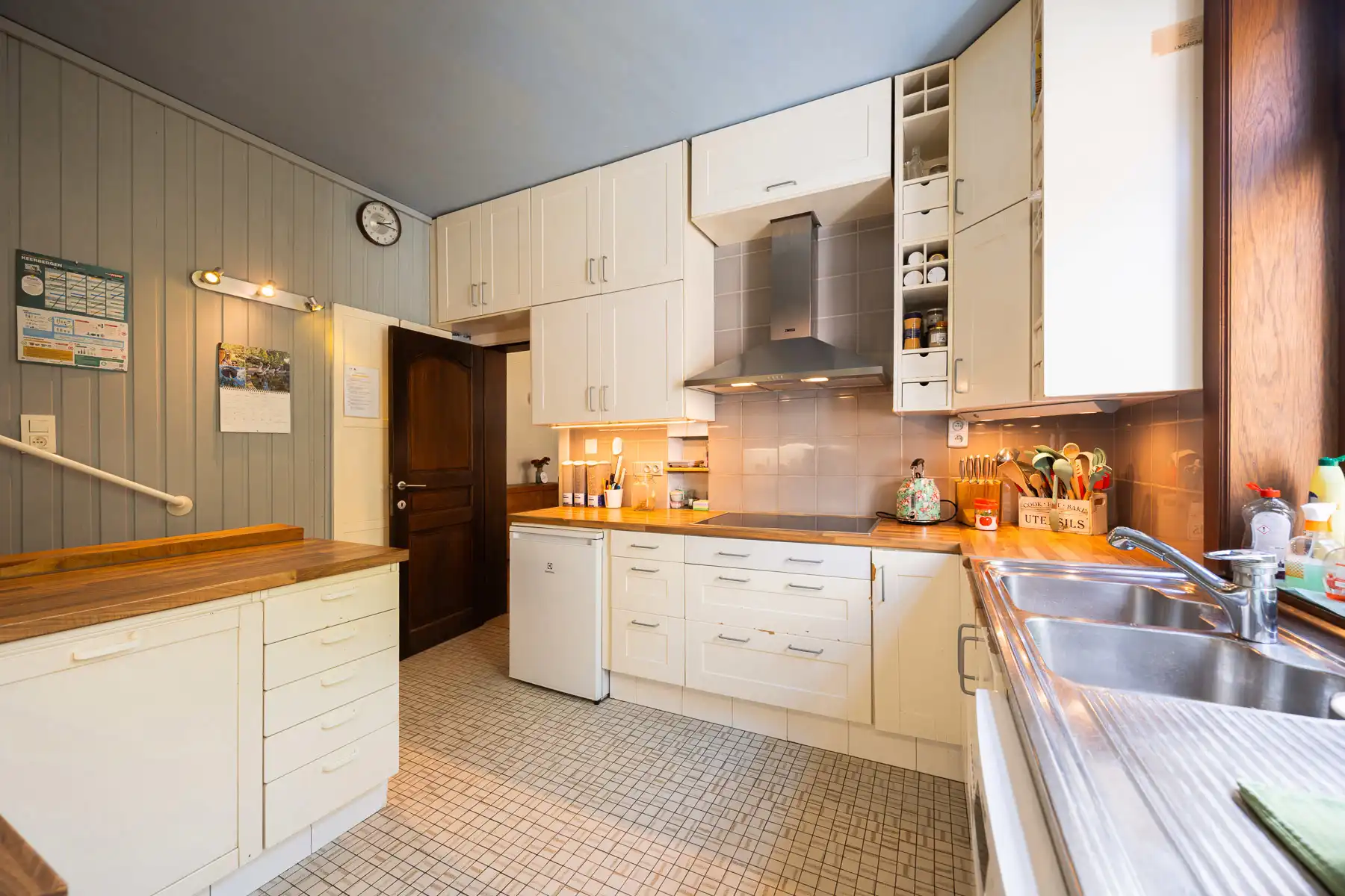 Mooie, gezellige woning met zonnige tuin op een toplocatie foto 10