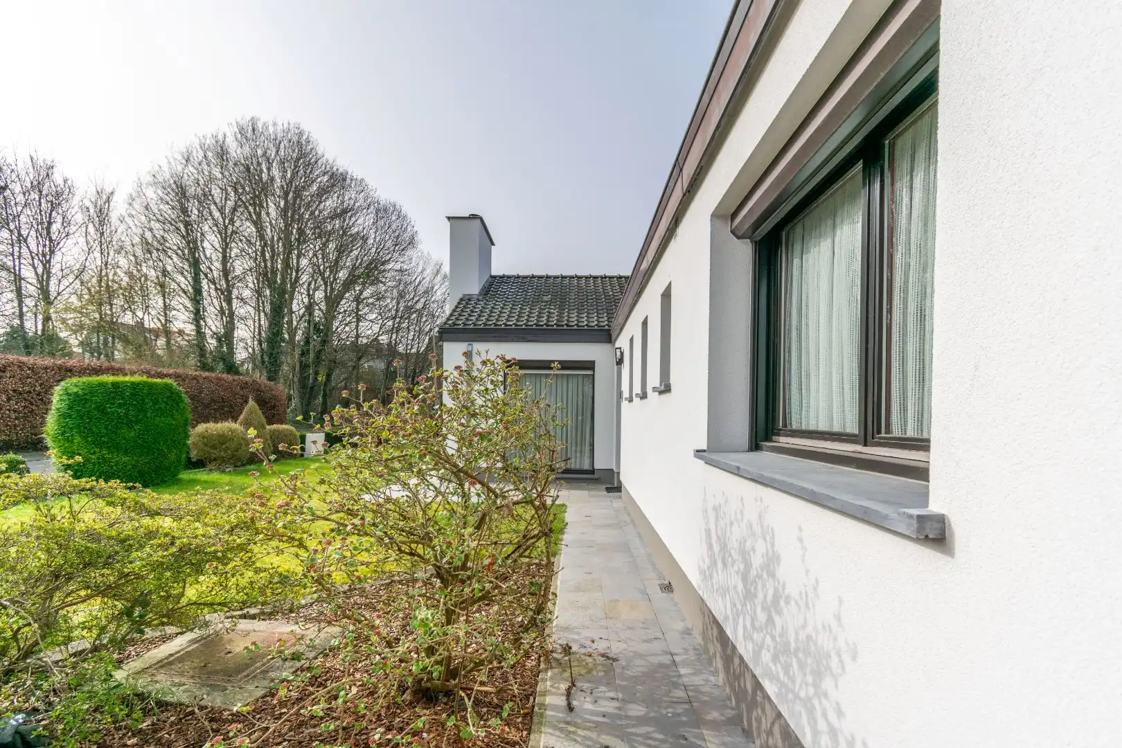 CHARMANTE BUNGALOW MET 2 SLPK OP TOPLOCATIE ! foto 7