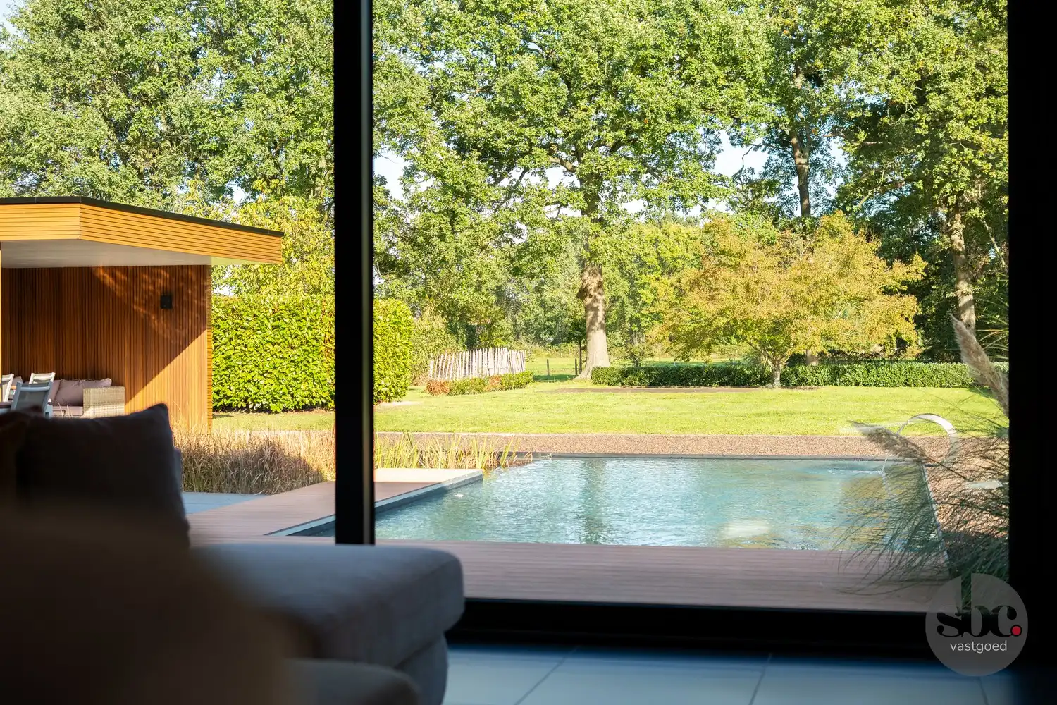 Moderne villa op riant perceel met verwarmd zwembad te Zonhoven foto 9