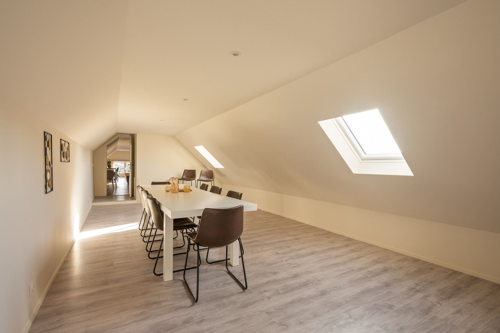 Instapklare en energiezuinige villa met zwembad en loods aan de voet van de Vlaamse Ardennen foto 24