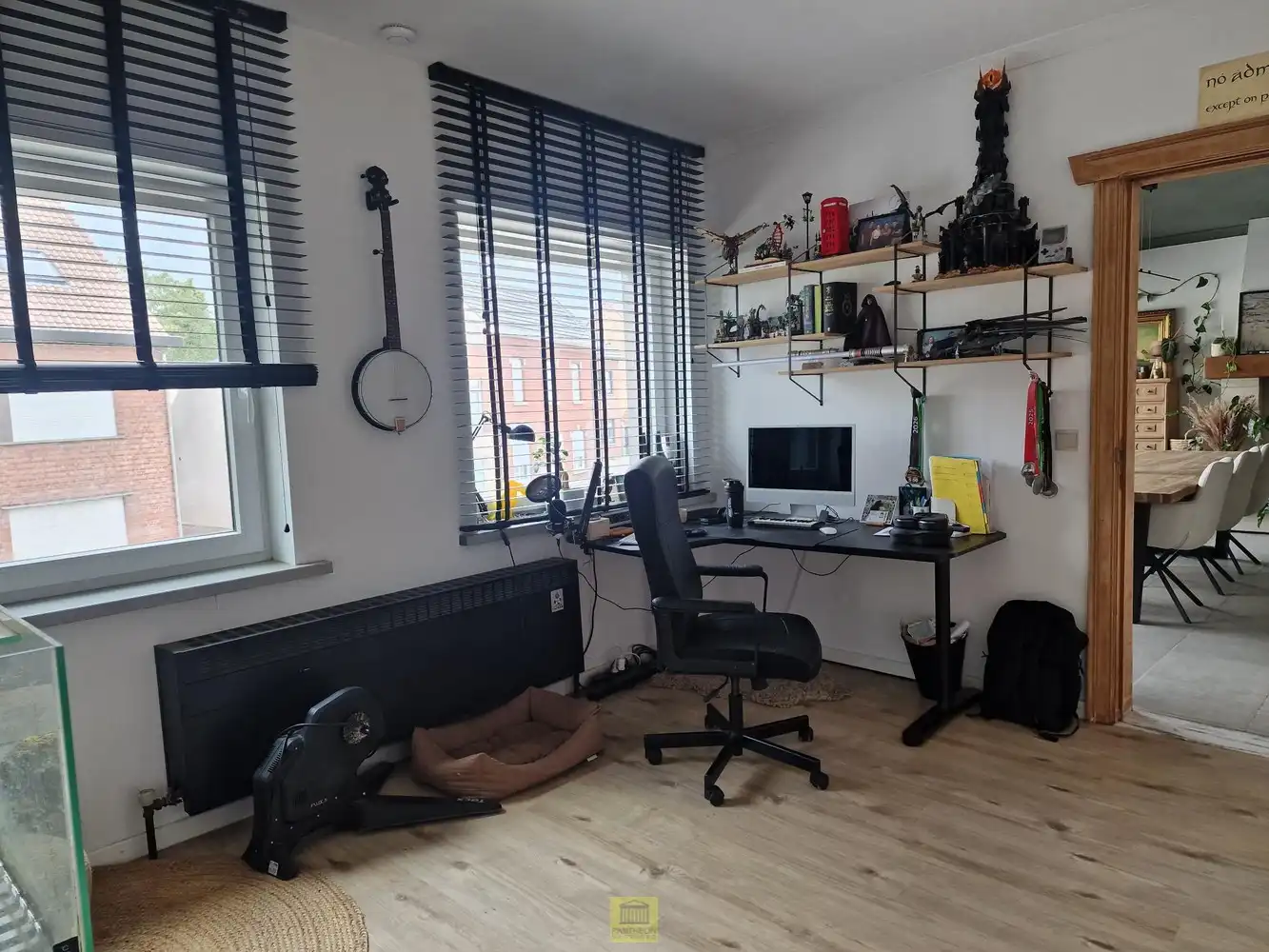 Rustig en centraal gelegen in Haaltert – gebouw met 2 duplexappartementen en 2 ruime garages! foto 7