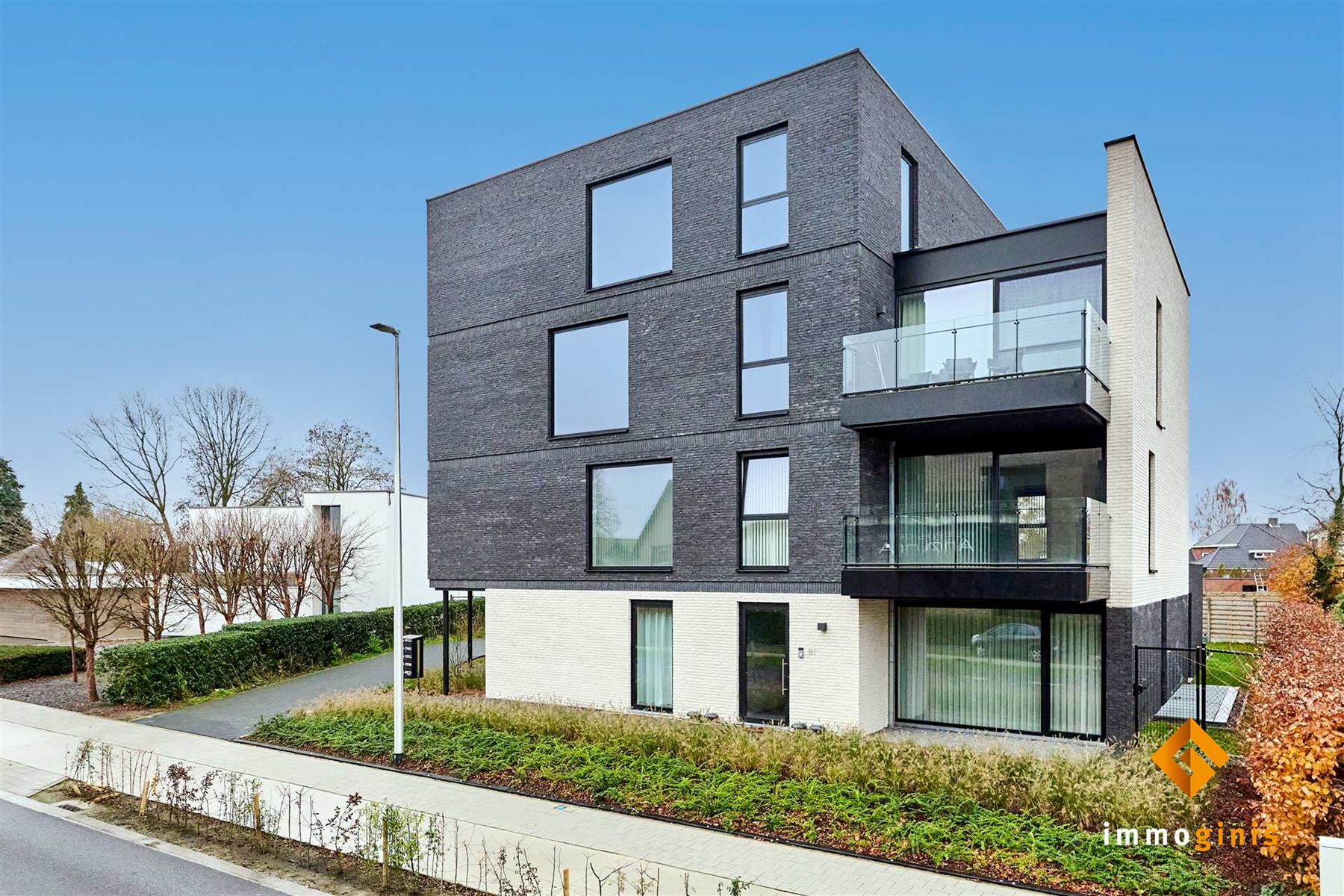 Recent en instapklaar 1-slaapkamerappartement met overdekt terras. foto 17