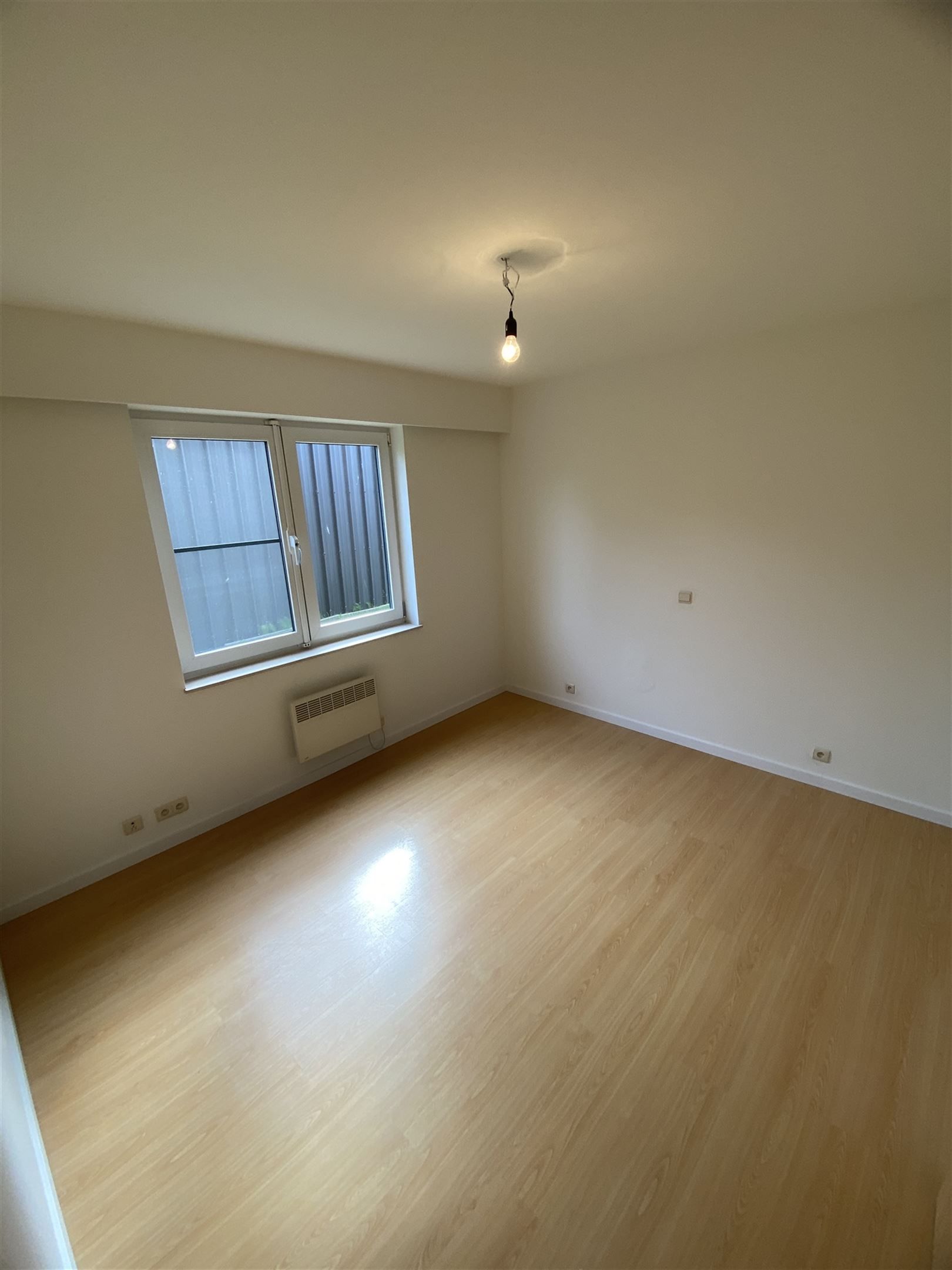 gelijkvloers appartement met garage foto 10