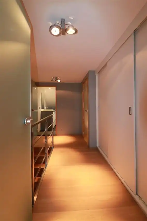 Moderne stadswoning met groot dakterras te midden van centrum foto 24