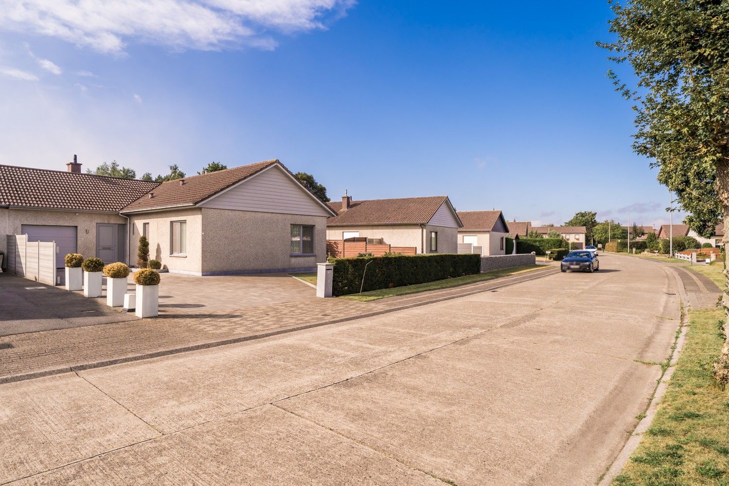 Lichtrijke halfopen bebouwing in aangename woonwijk foto 30