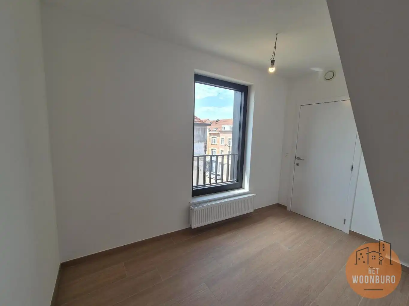 Nieuwbouw duplex met 2 slpks, bureel, terras en kelder foto 12