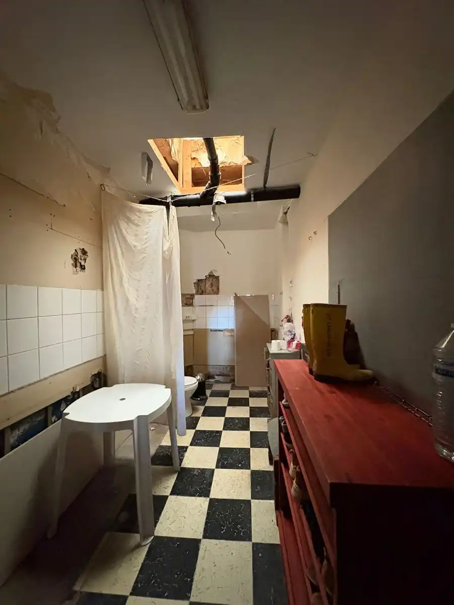Te renoveren handelshuis met 3 slaapkamers  foto 7