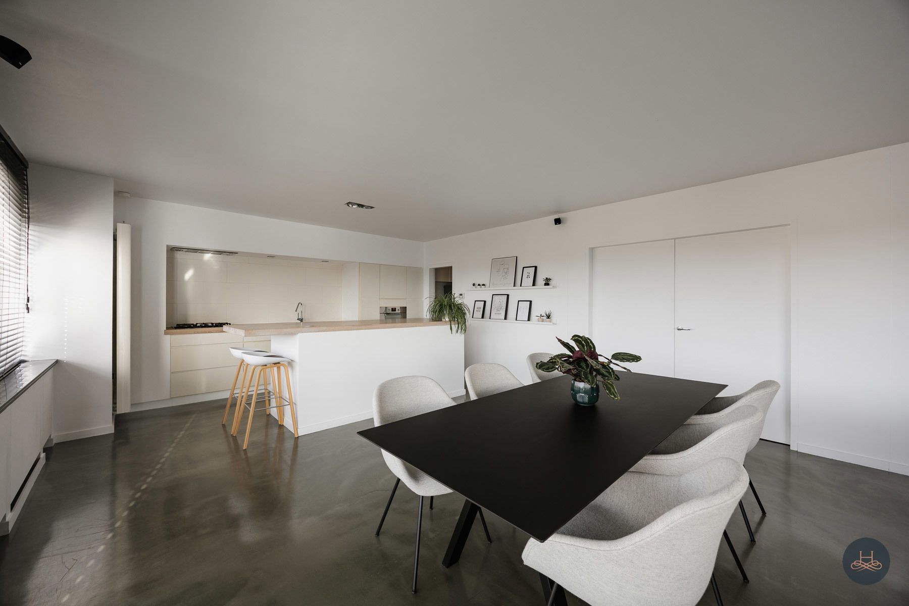 Prachtig gerenoveerd appartement met groot terras te Rumst foto 3