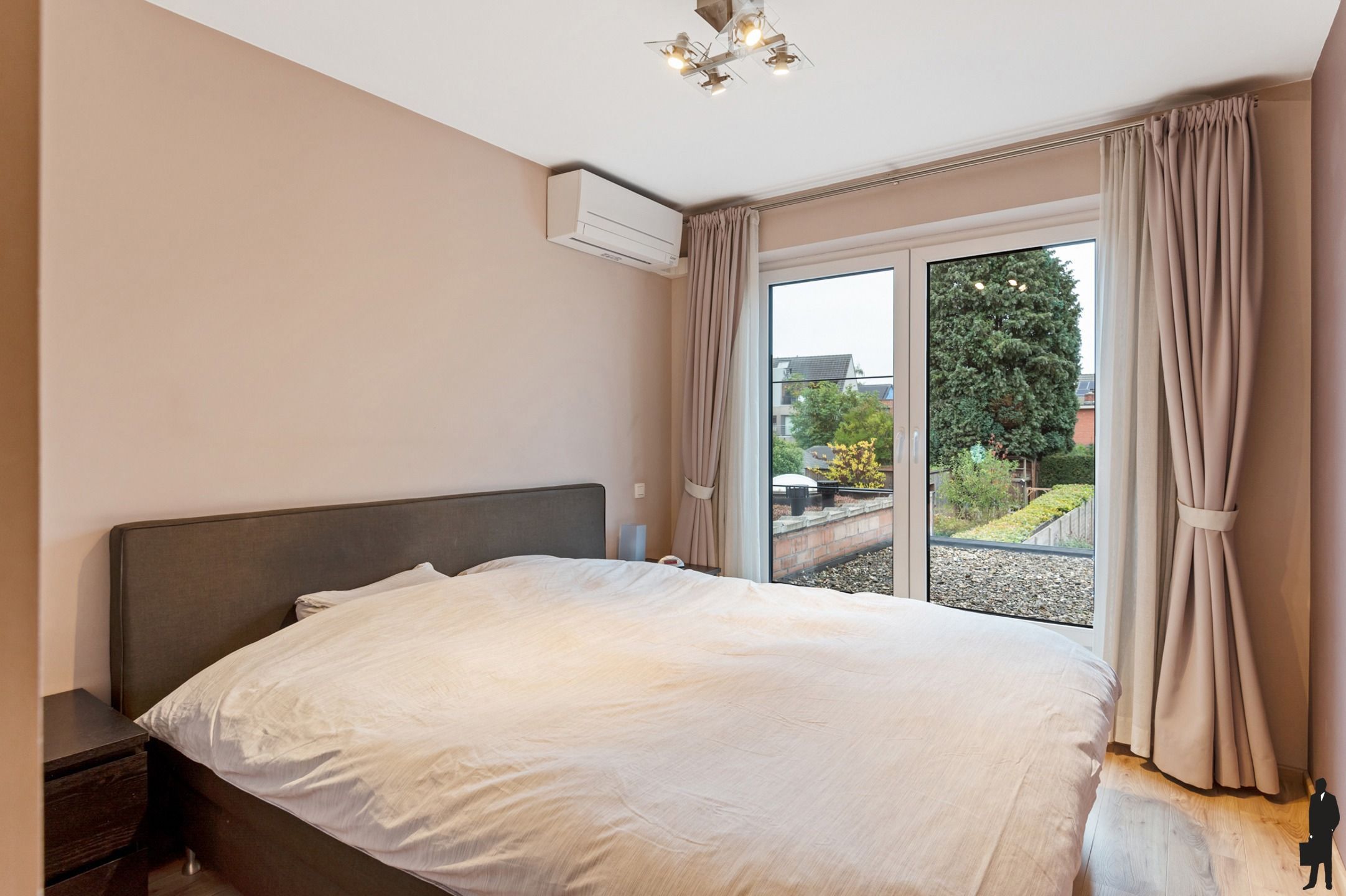 Welgelegen energiezuinige woning met 4 slpks en ZW tuin foto 17