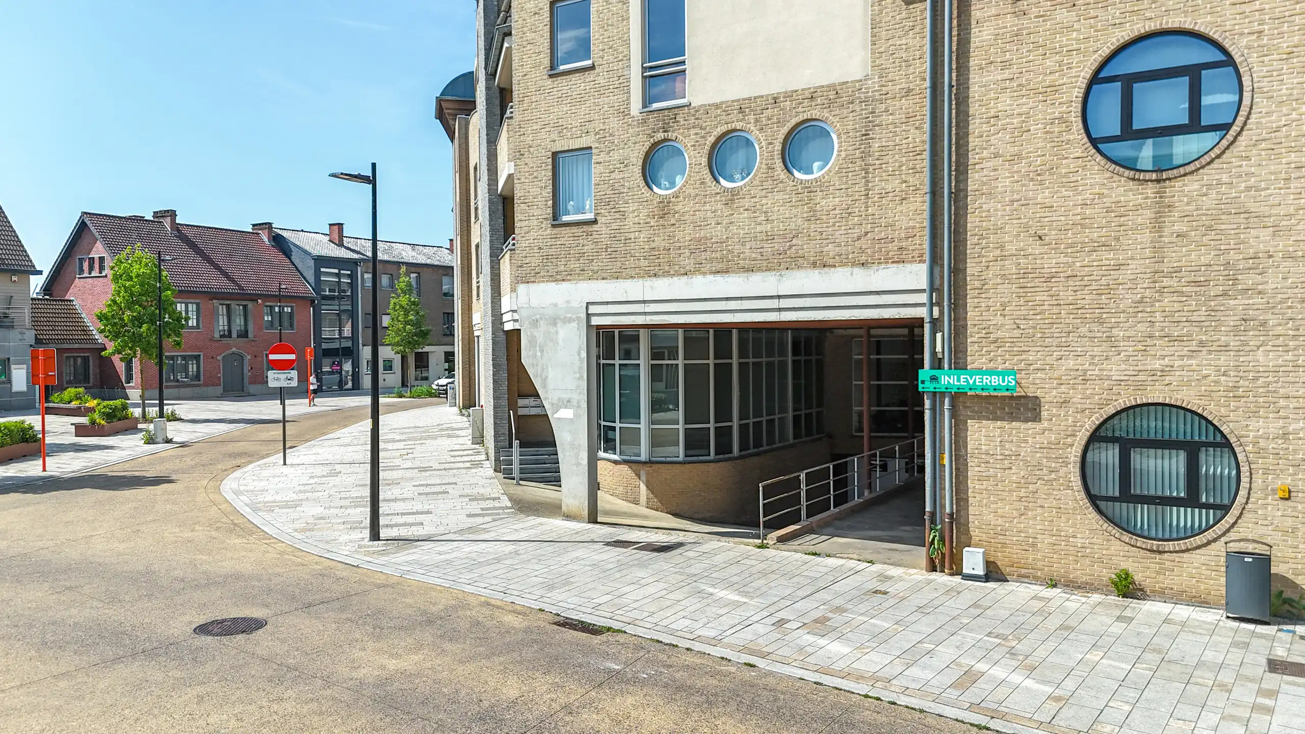 Zeer ruim kantoor op commerciële locatie in centrum Beringen foto 65