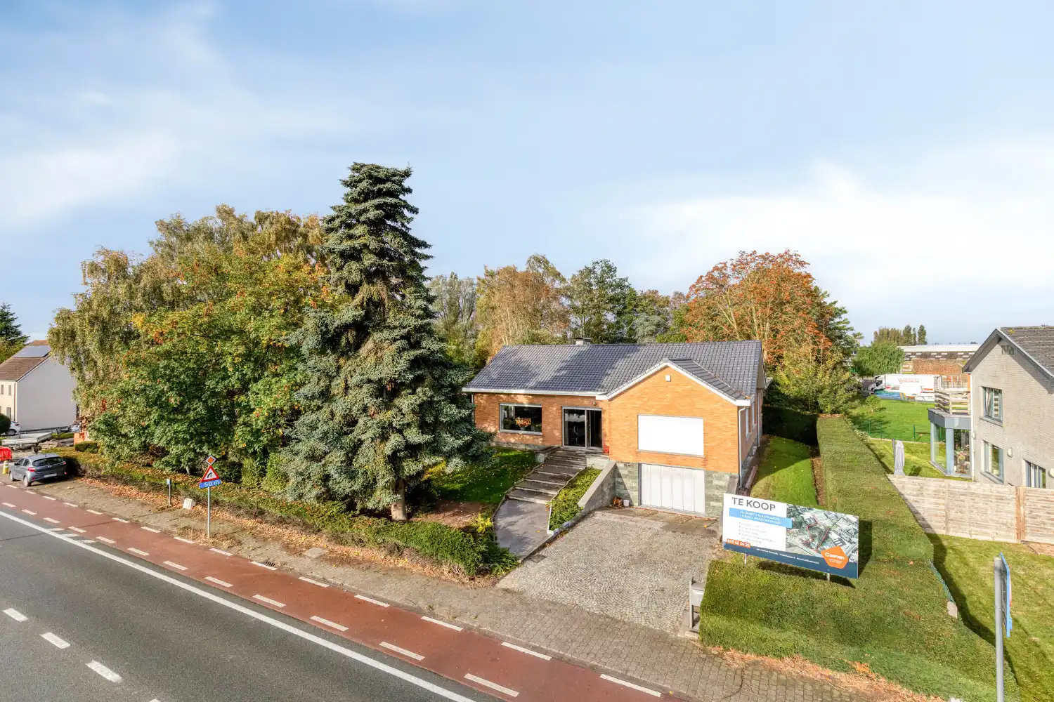 Uniek perceel met villa, loods en uitbreidingsmogelijkheiden foto 2