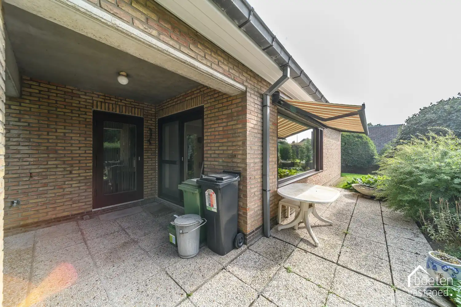 Veurne: Open bebouwing met 3 slaapkamers (waarvan 1 gelijkvloers, alsook de badkamer), garage en onderhoudsvriendelijke tuin op 438 m² grondoppervlakte. foto 19