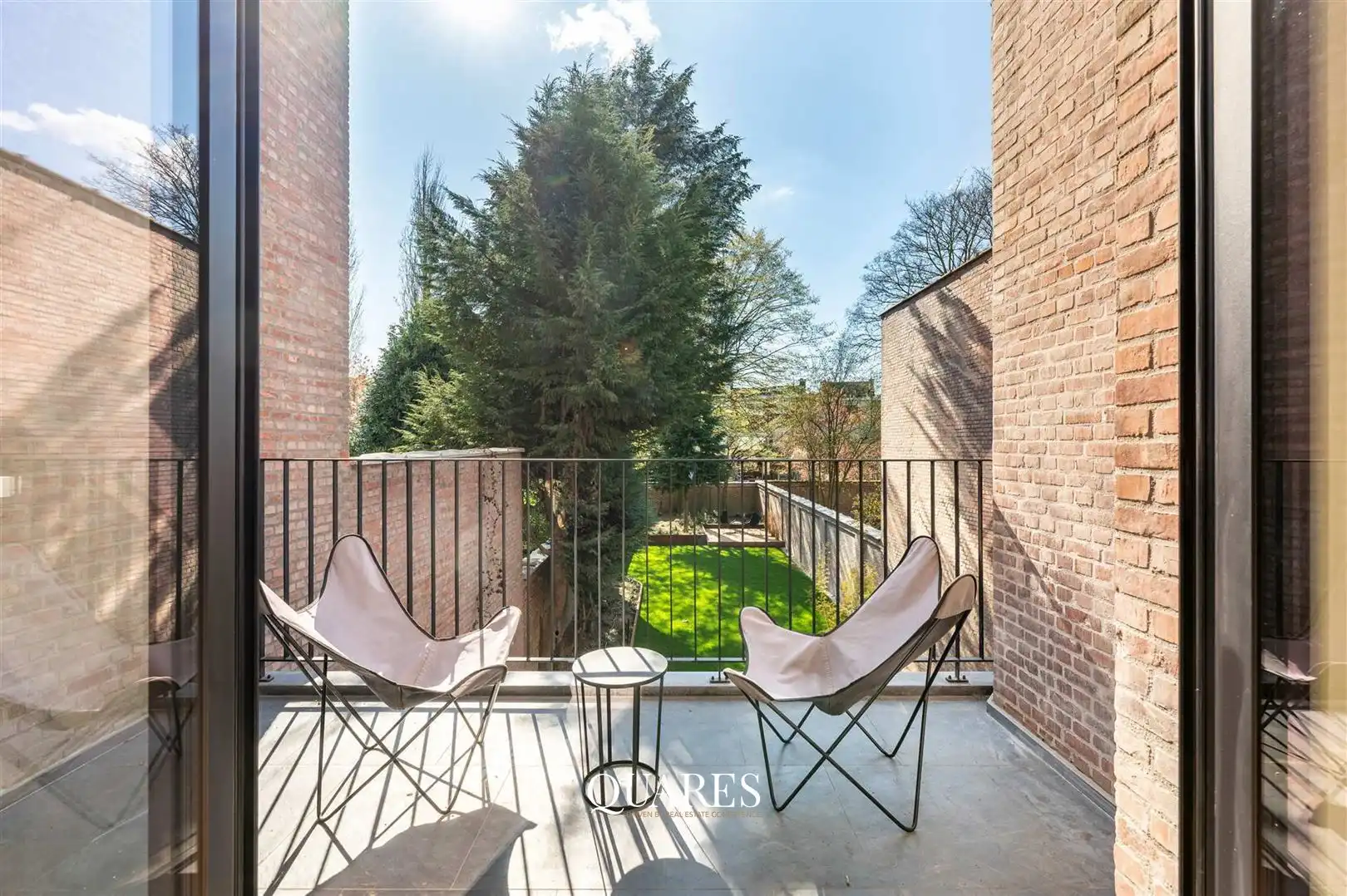 Prachtig gerenoveerde woning met 4 slaapkamers en zuidwest georiënteerde tuin in Pulhofwijk foto 8