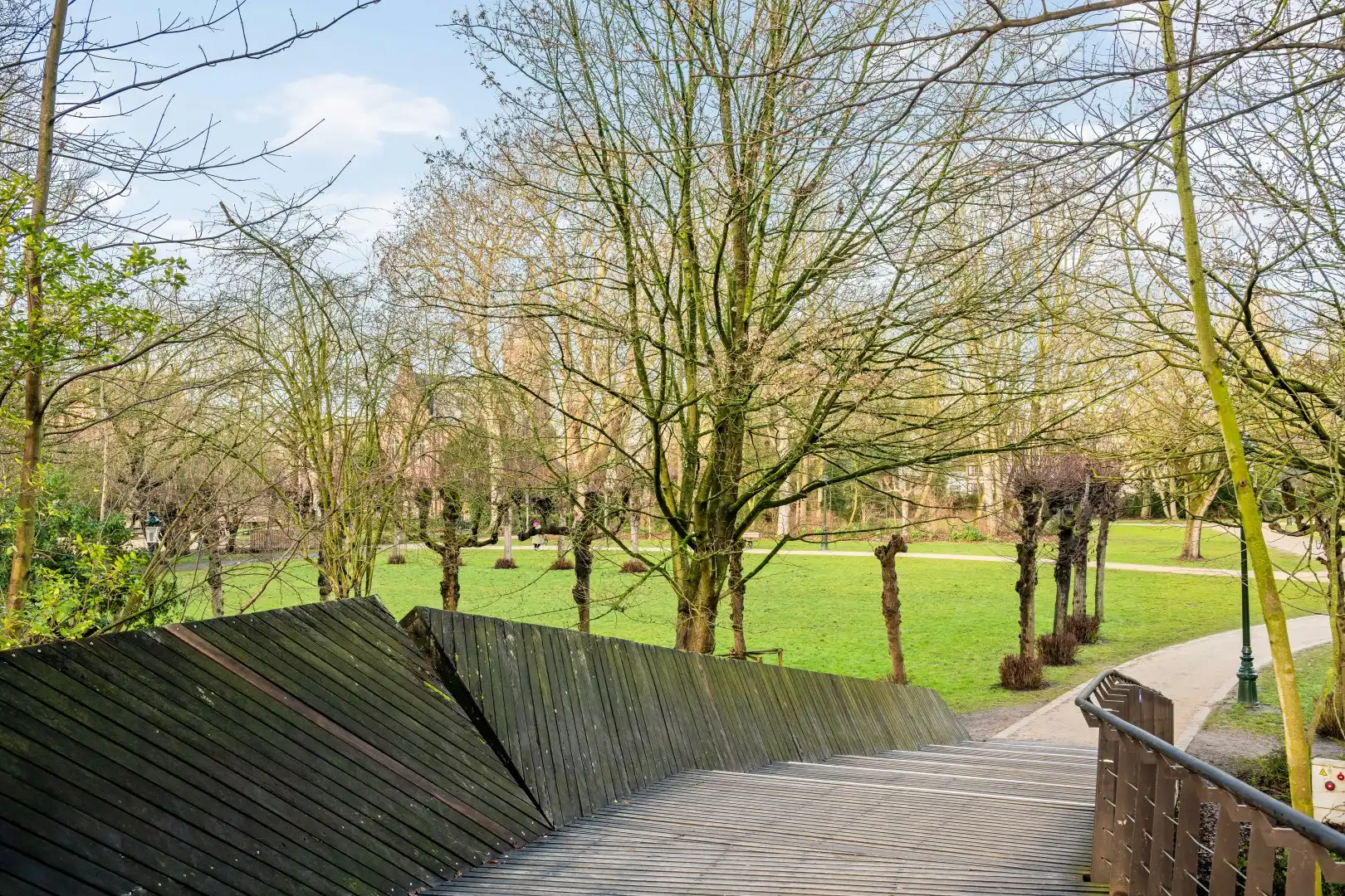 Unieke en idyllische hoekwoning nabij Minnewaterpark en historisch Brugge foto 16