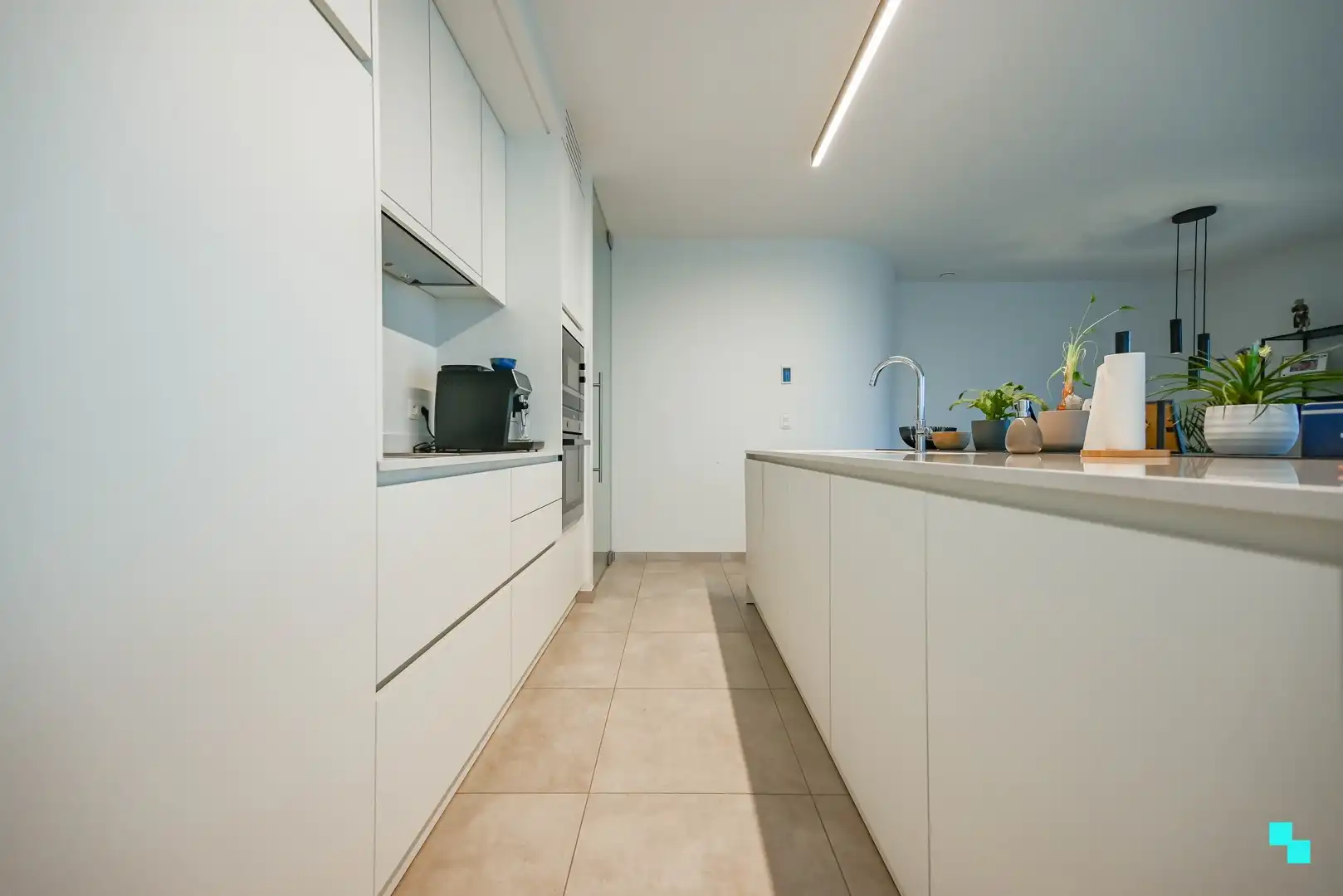 Uniek hoekappartement in blok IV van residentie Blauwpoorte foto 8