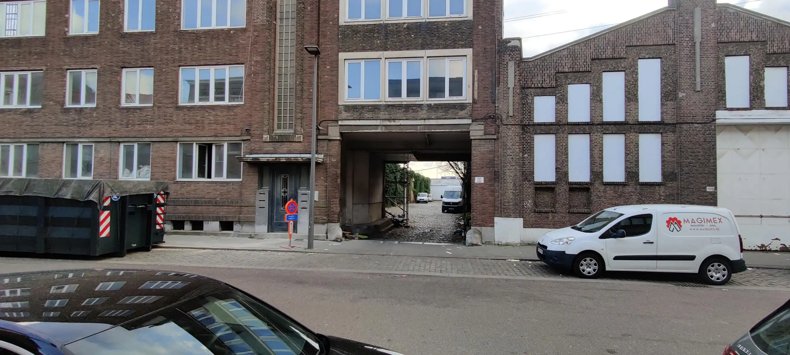 Charmant atelier met opslagruimte op een unieke locatie foto 11