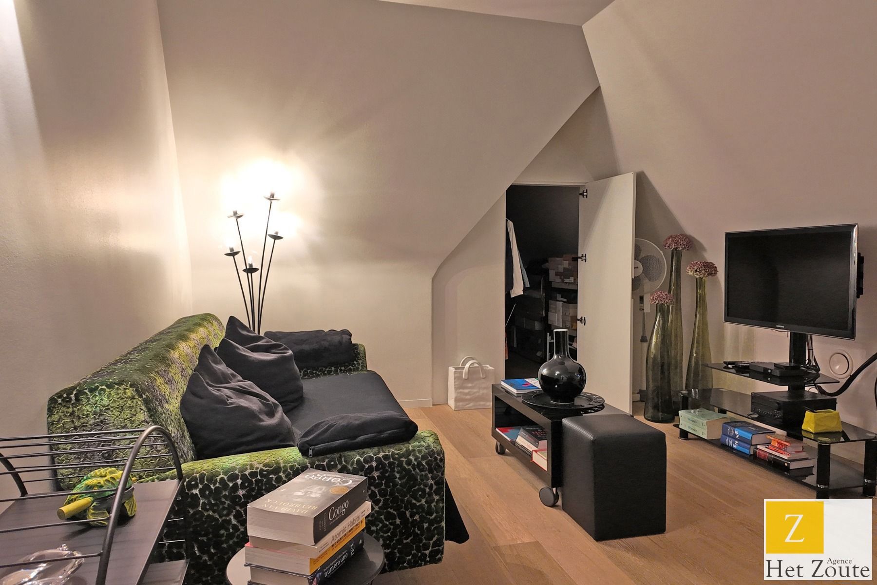 Hoog afgewerkte koppelvilla nabij de Kalfsmolen - Het Zoute foto 32
