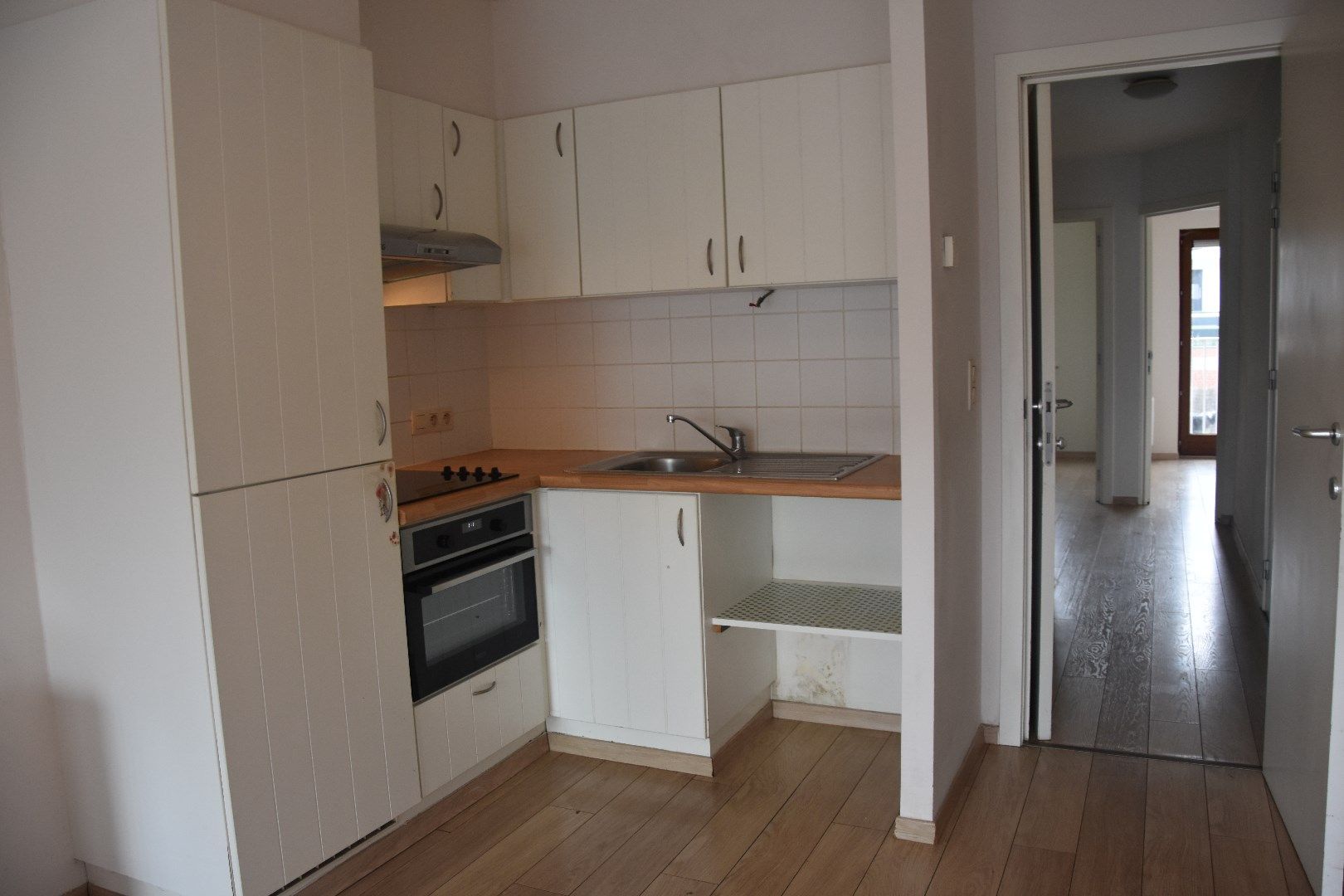 2 slaapkamer appartement bij de jachthaven. foto 4