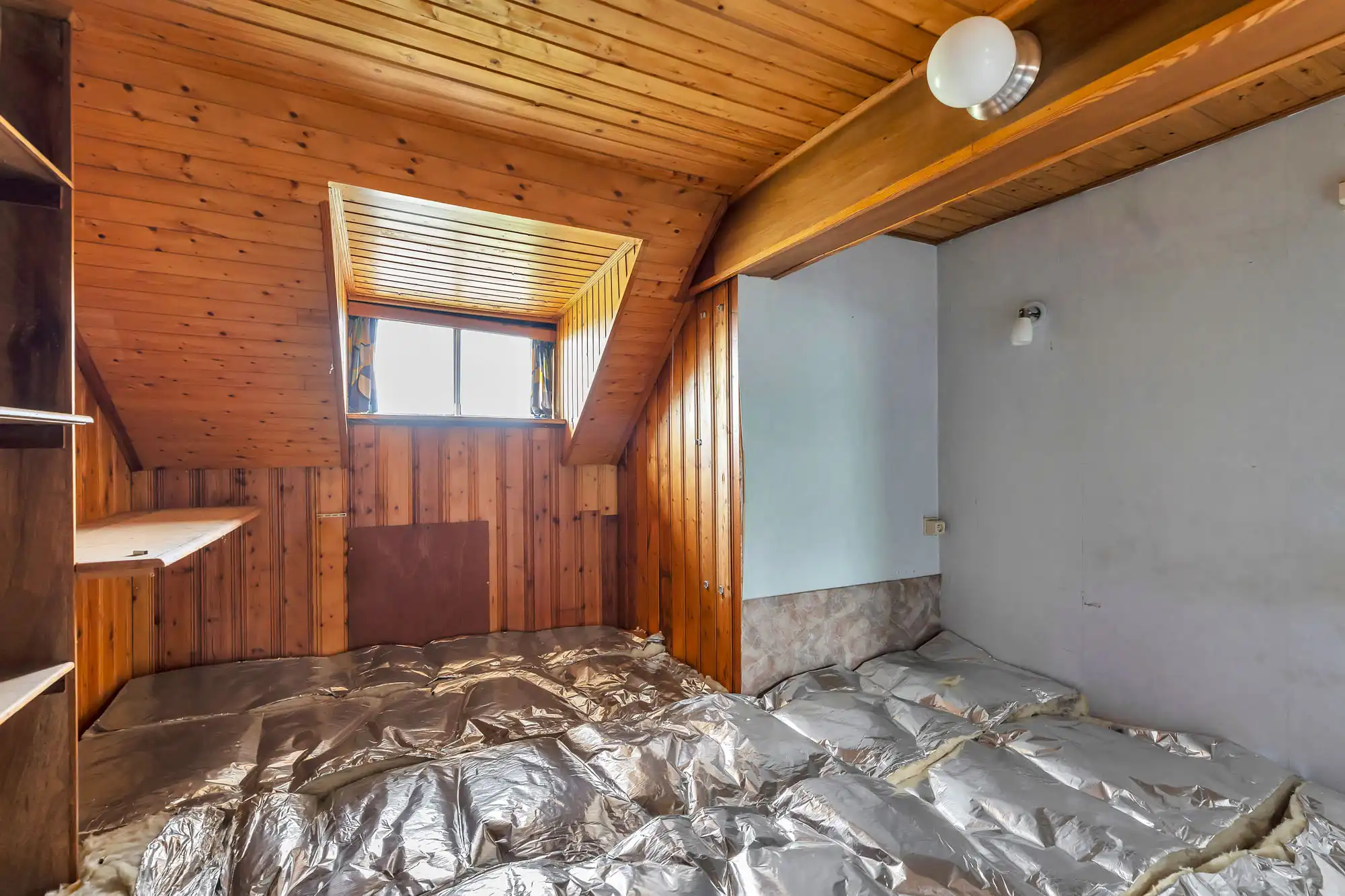 Goed onderhouden woning met garage en tuin foto 25