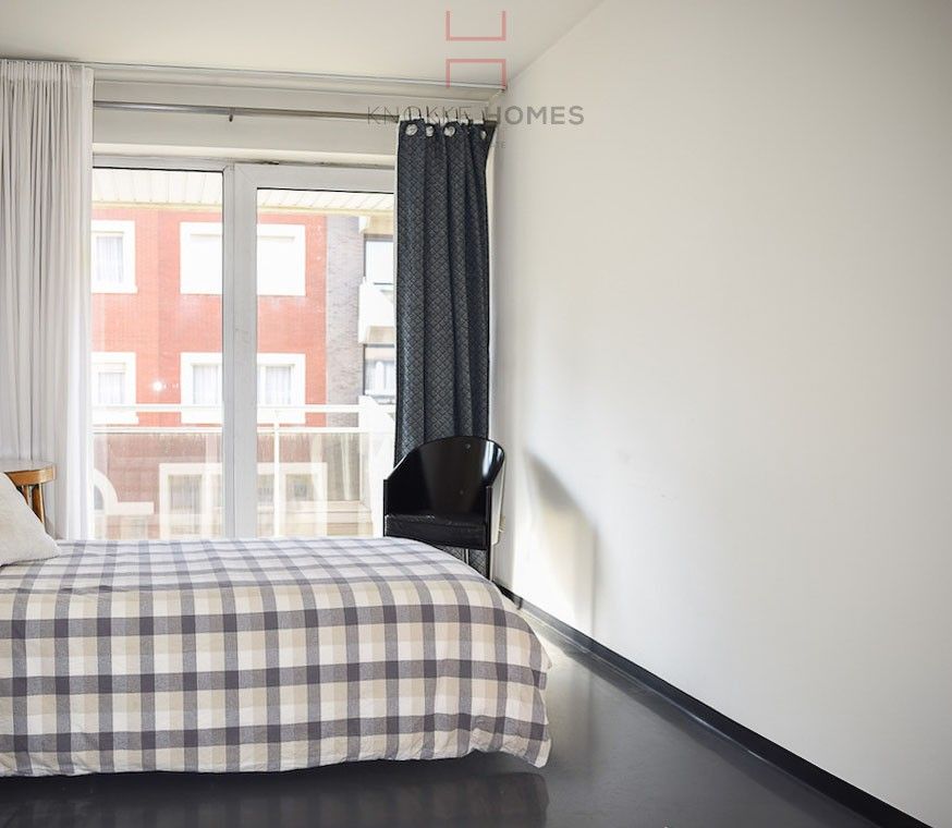 Duplexappartement met zijdelings zeezicht en vlakbij de gezellige ambiance van de Kustlaan. foto 5