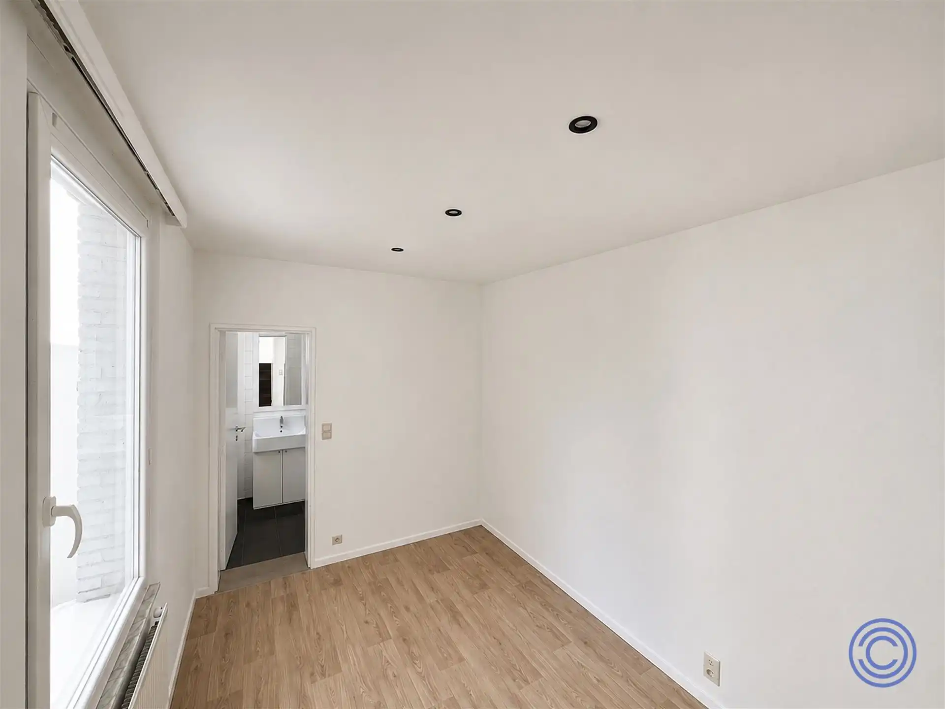 Instapklaar 1-slpk appartement in Markgravewijk! foto 5