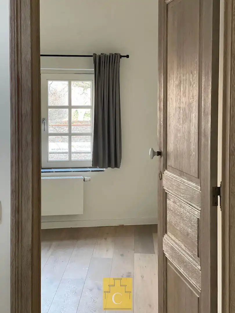 Breedhuis met historische cachet, karaktergevel, patio en fietsenpoortje foto 20