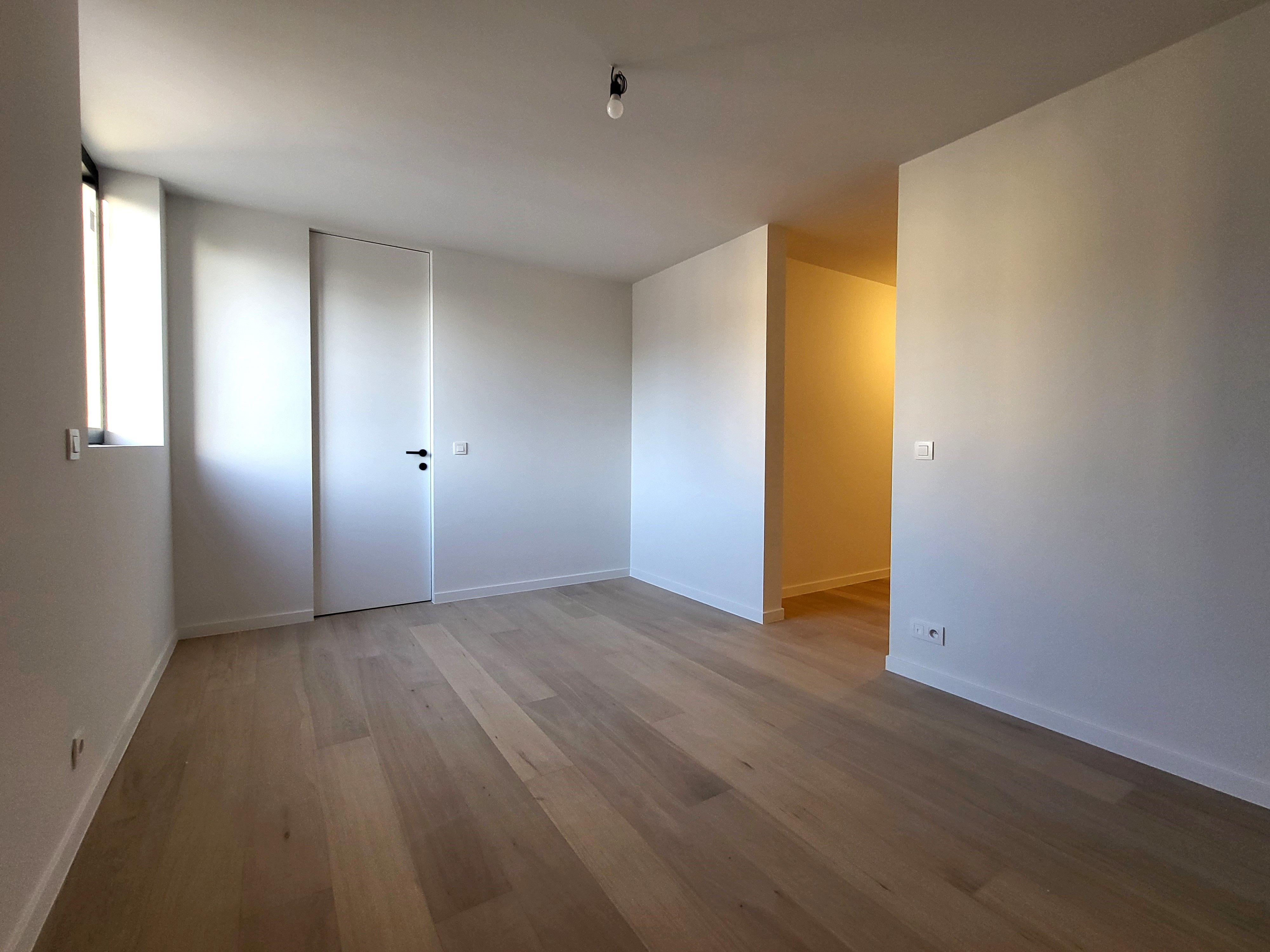 Woning 4 is een halfopen bebouwing  foto 22