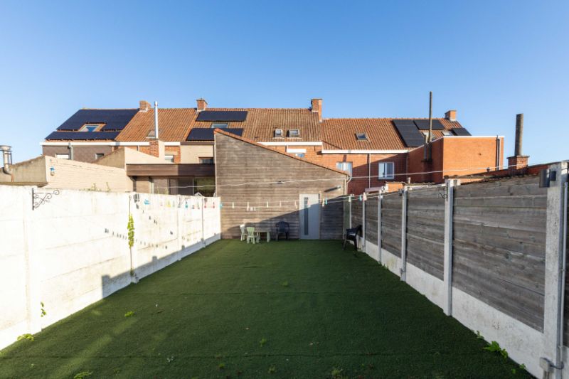 Roeselare: Gezellige eengezinswoning met vier slaapkamers en grote tuin (587m²) foto 14