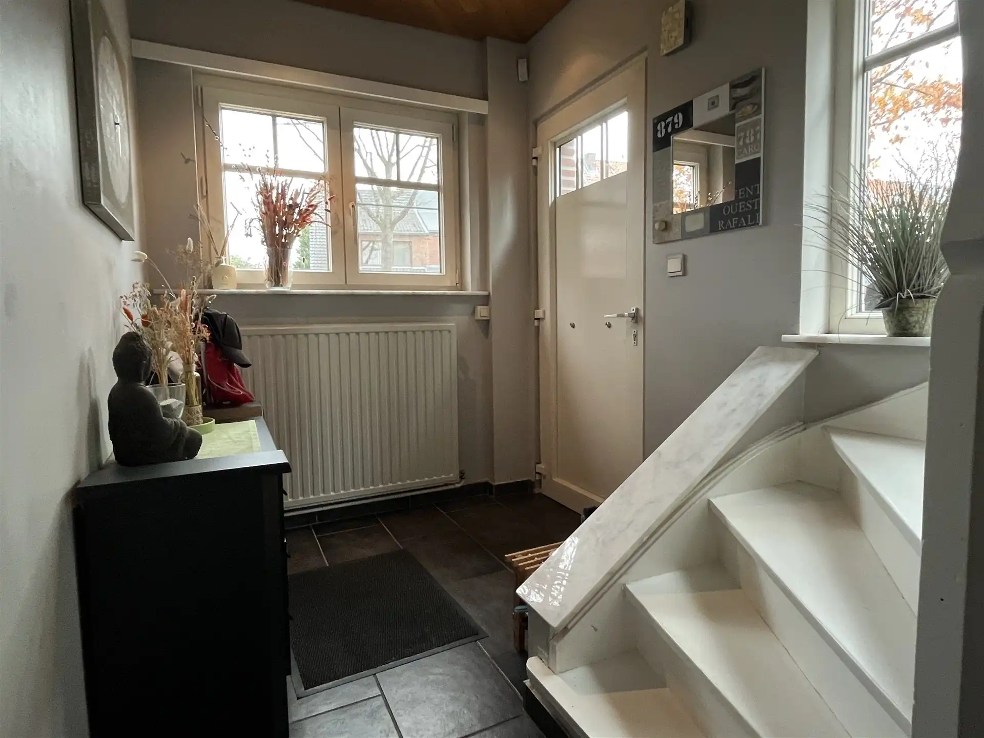 Halfopen bebouwing met garage en tuin foto 6