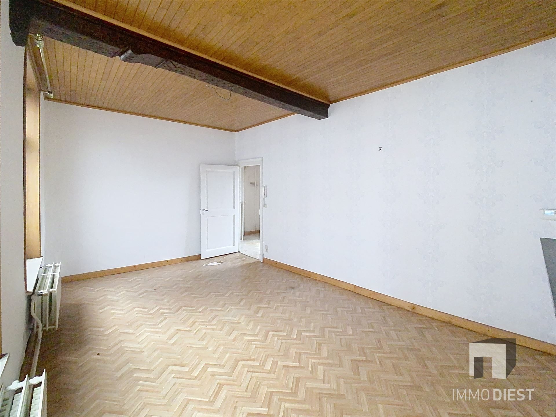 Handelspand met woonst – werken én wonen onder één dak voor slechts € 295.000 foto 22