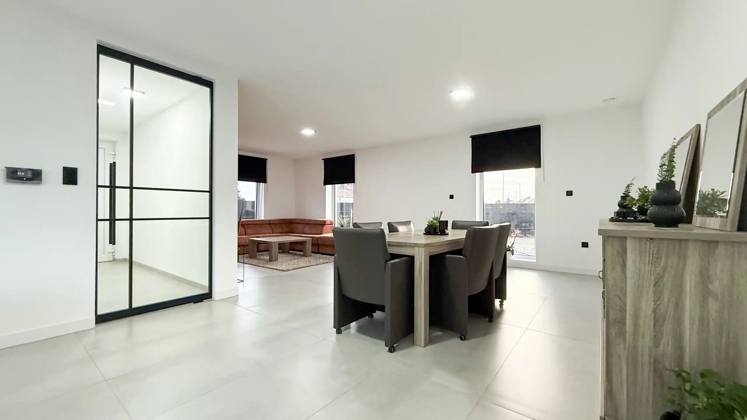 Open nieuwbouwwoning van 194m² met garage en E PEIL van -25! foto 9