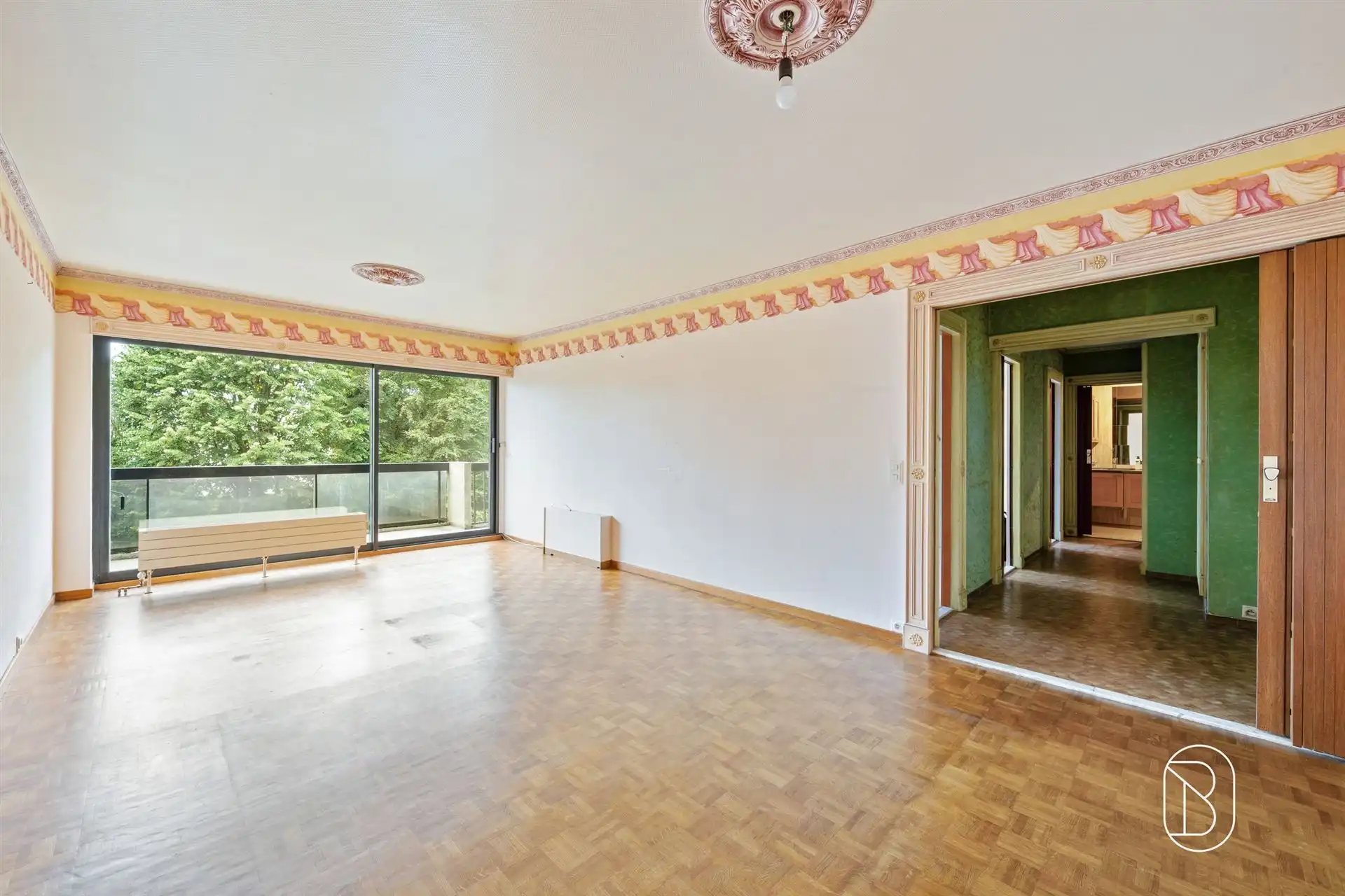 Ruim appartement met terras, groen zicht en parkeerplaats! foto 5