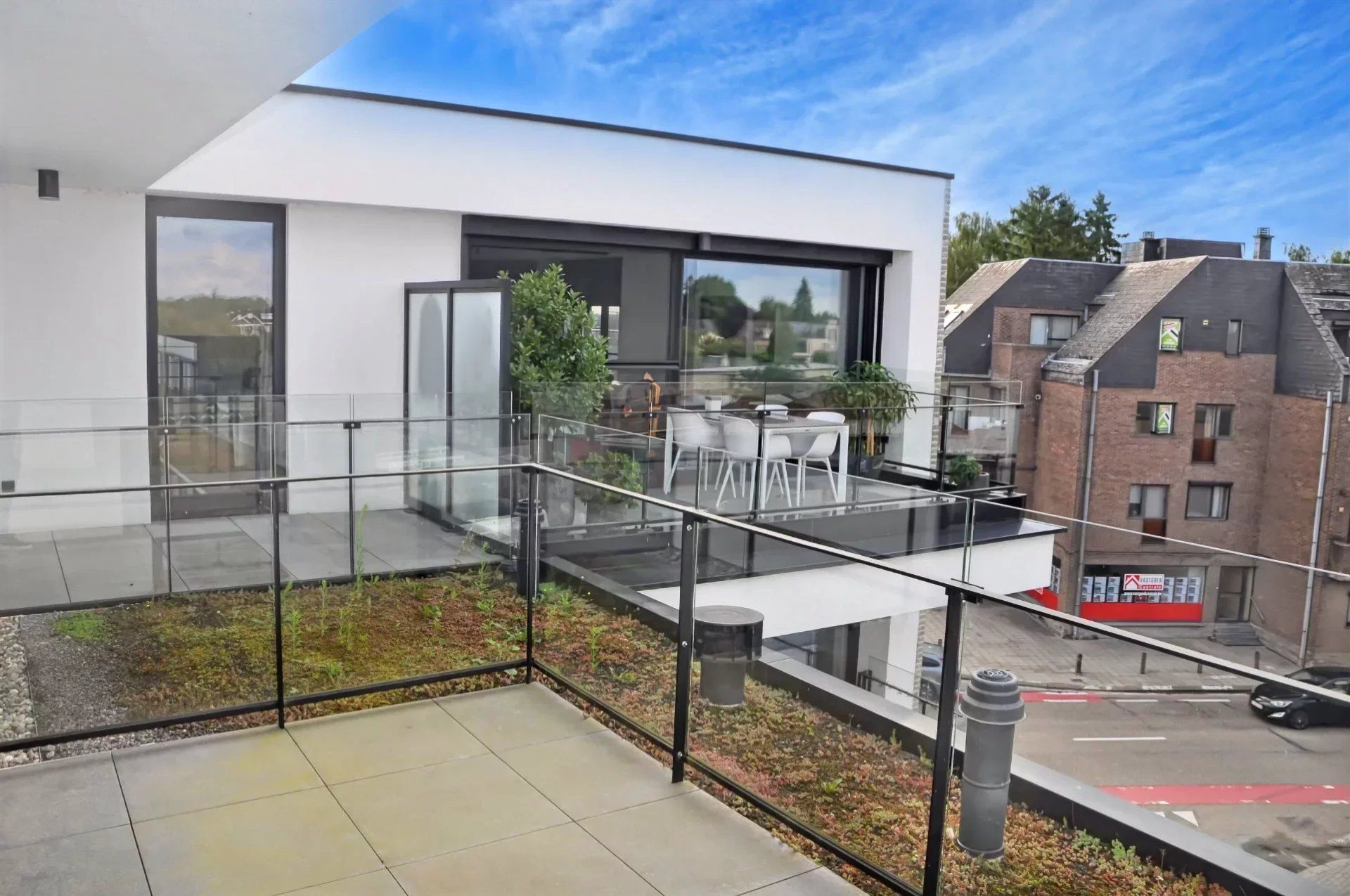 UNIEK EN ZEER KWALITATIEF PENTHOUSE MET TWEE SLPK'S EN TWEE TERRASSEN NABIJ CENTRUM TONGEREN foto 11