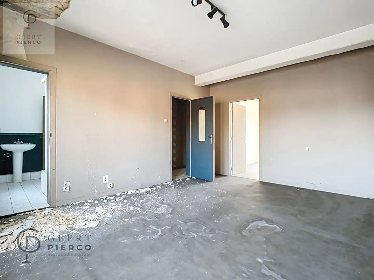 Handelspand  met woonst foto 15