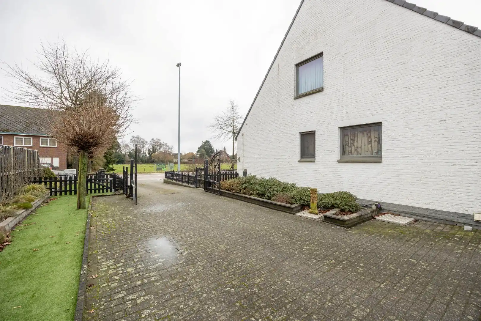 Vrijstaande en instapklare woning te koop in Pelt (SHL)! foto 27