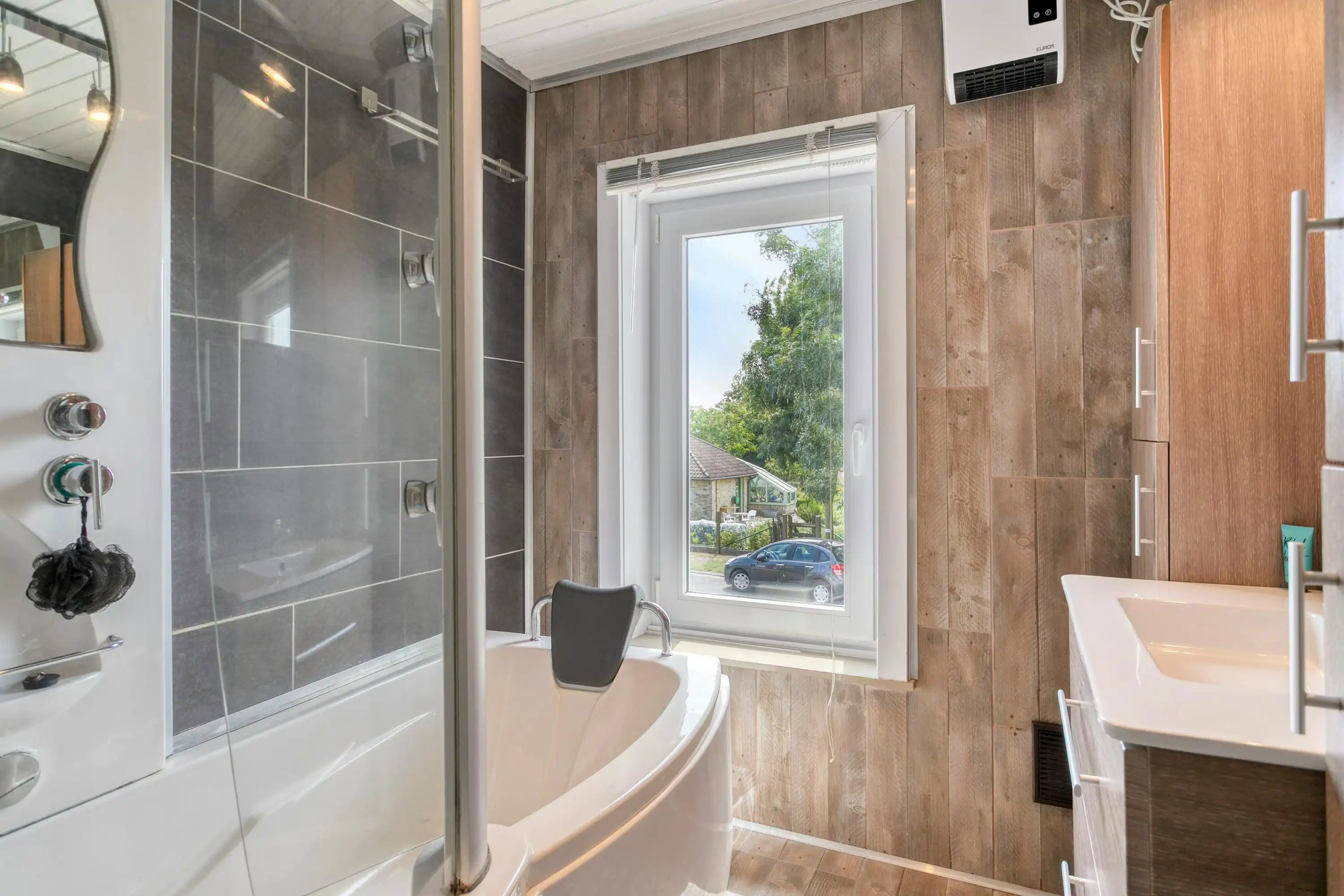 Instapklaar huis met 4 slaapkamers te Rollegem-Kapelle foto 15