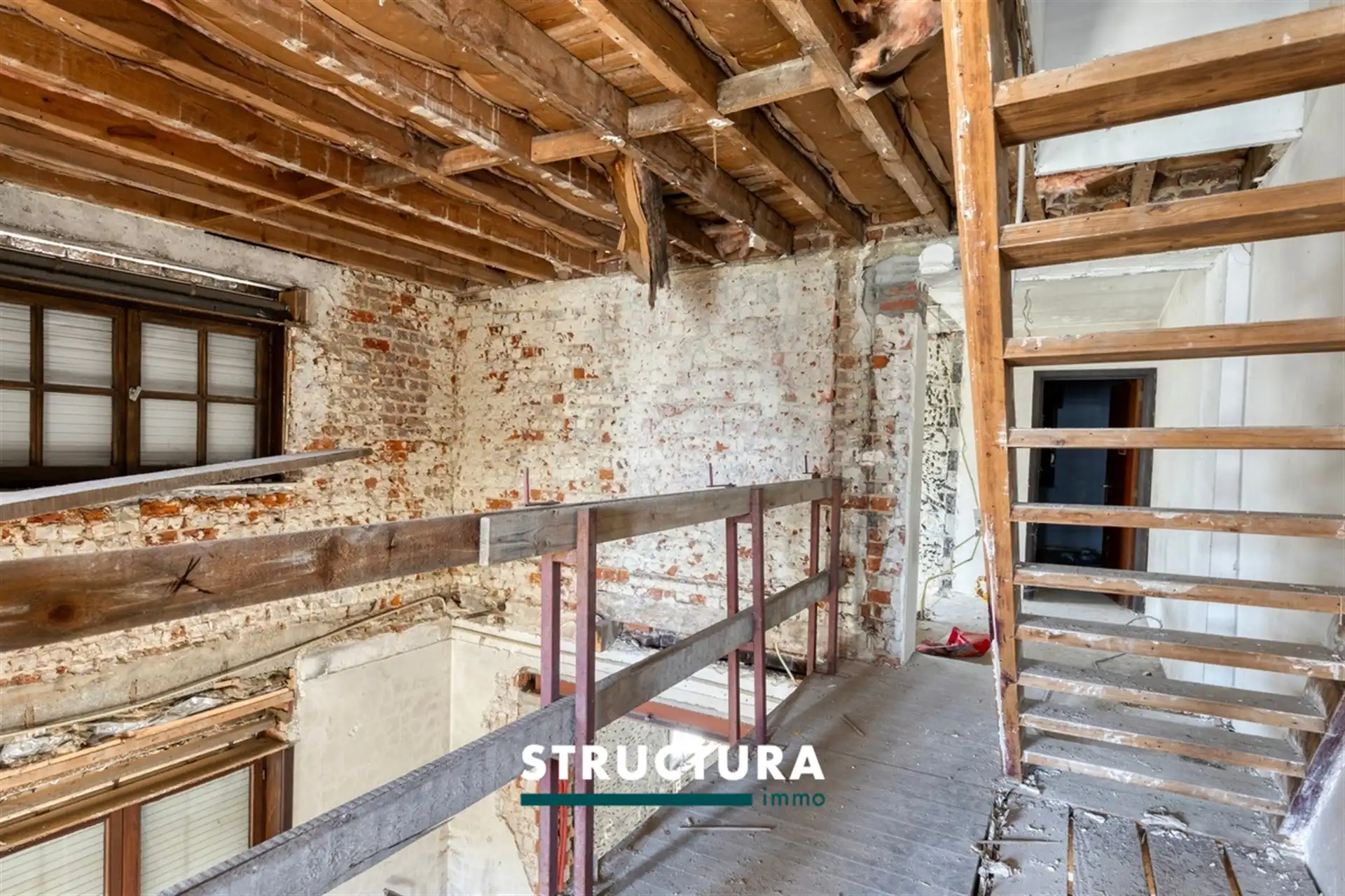 Casco woning met grote tuin  foto 7