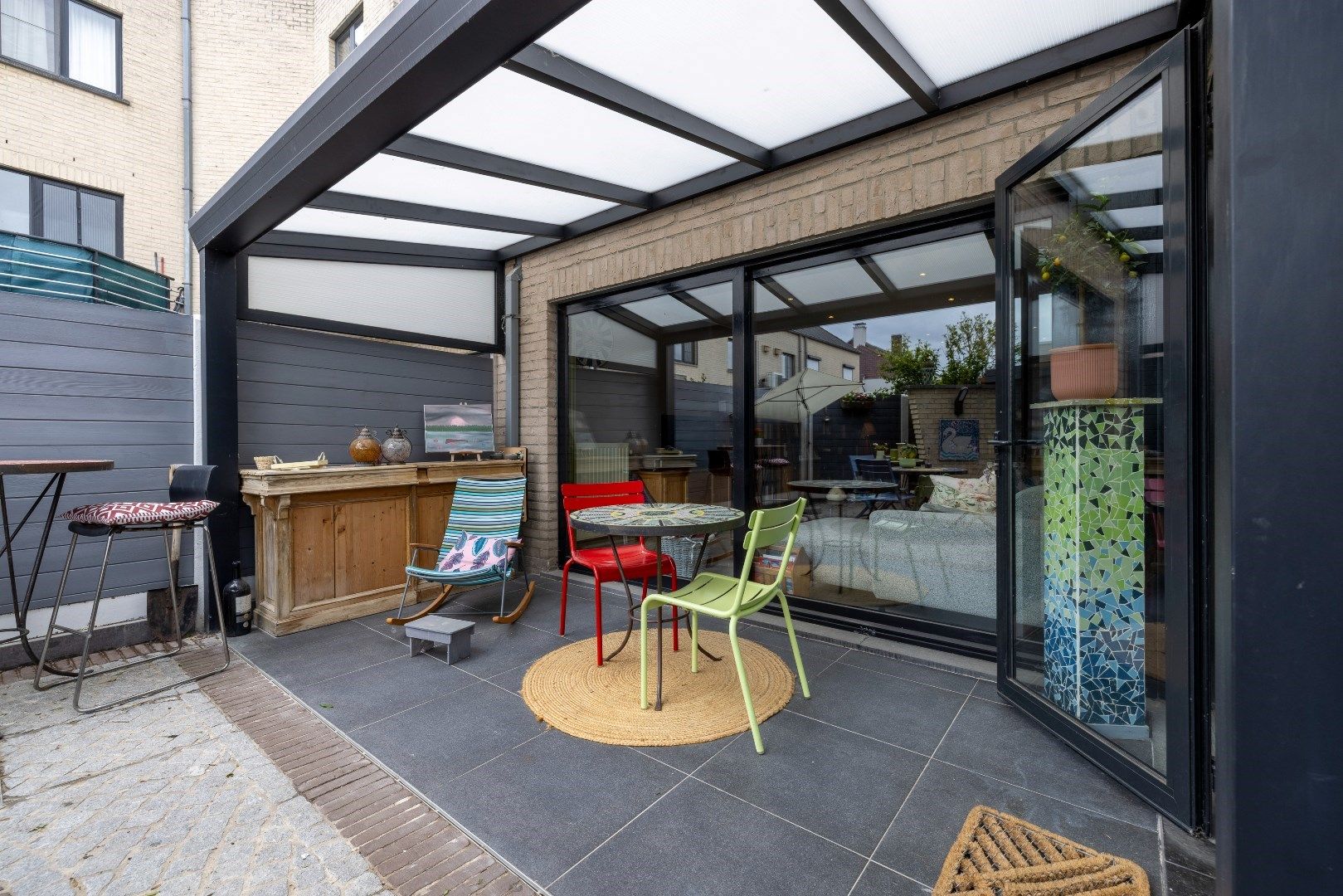 Leuke, ruime woning met 3 slk, garage en tuintje foto 10