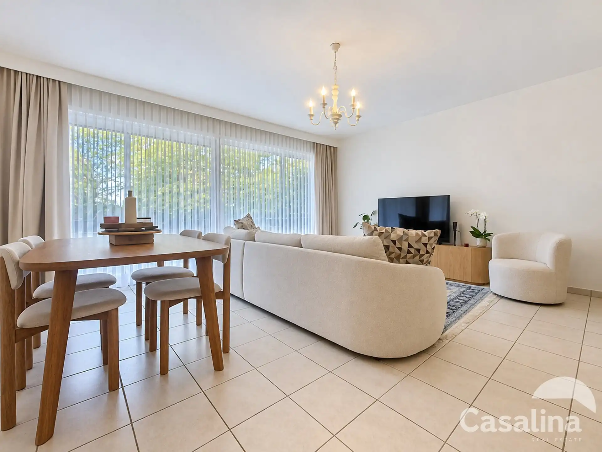 Ruime modern appartement met prachtig terras van 23m² foto 4