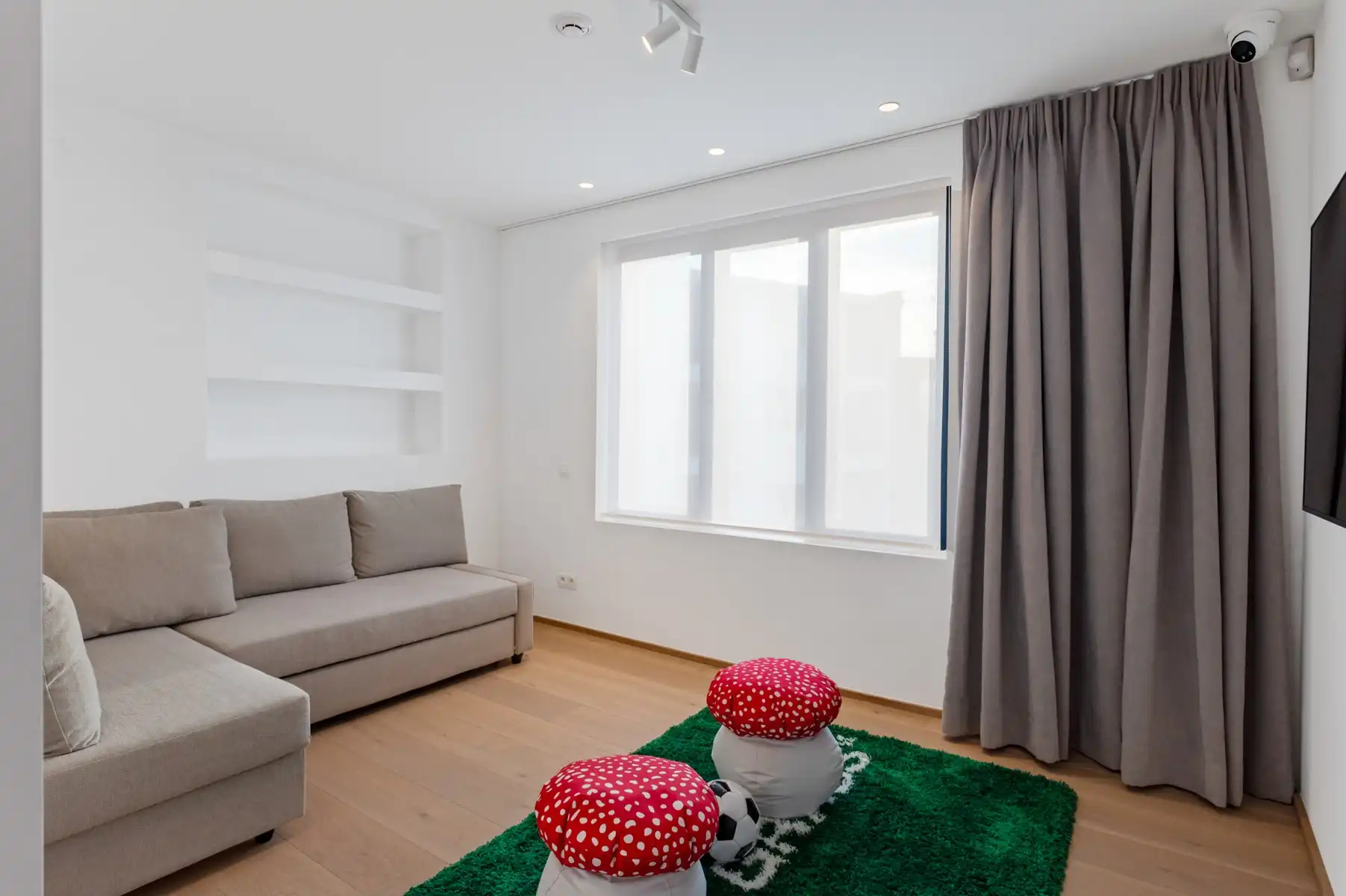 Luxueus wonen op toplocatie met garage foto 26