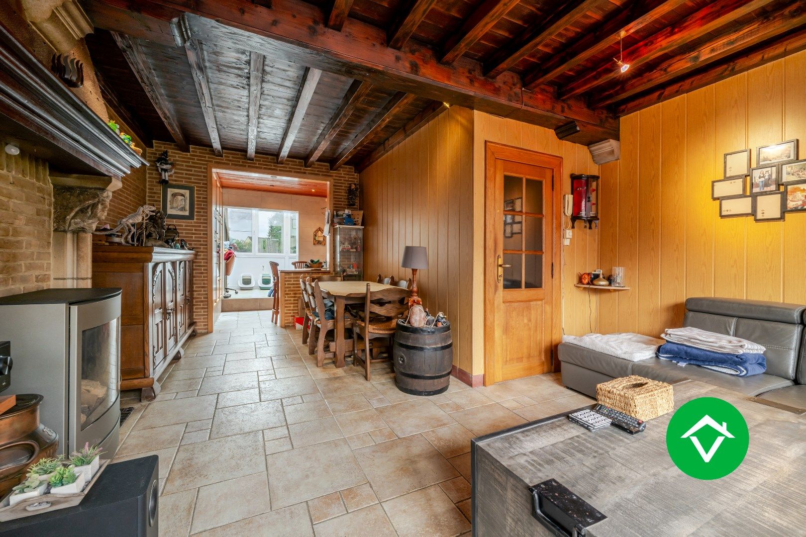 Charmante gezinswoning met twee slaapkamers en afgesloten garagebox te Sint-Kruis (Brugge) foto 8