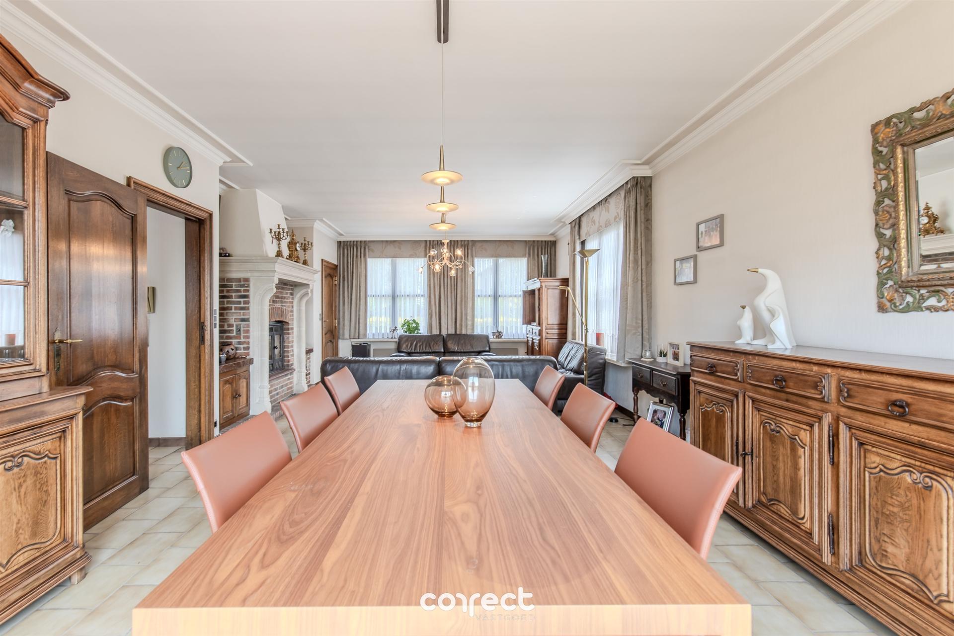 Rustig gelegen open bebouwing met ruime tuin en 4 slaapkamers. foto 4