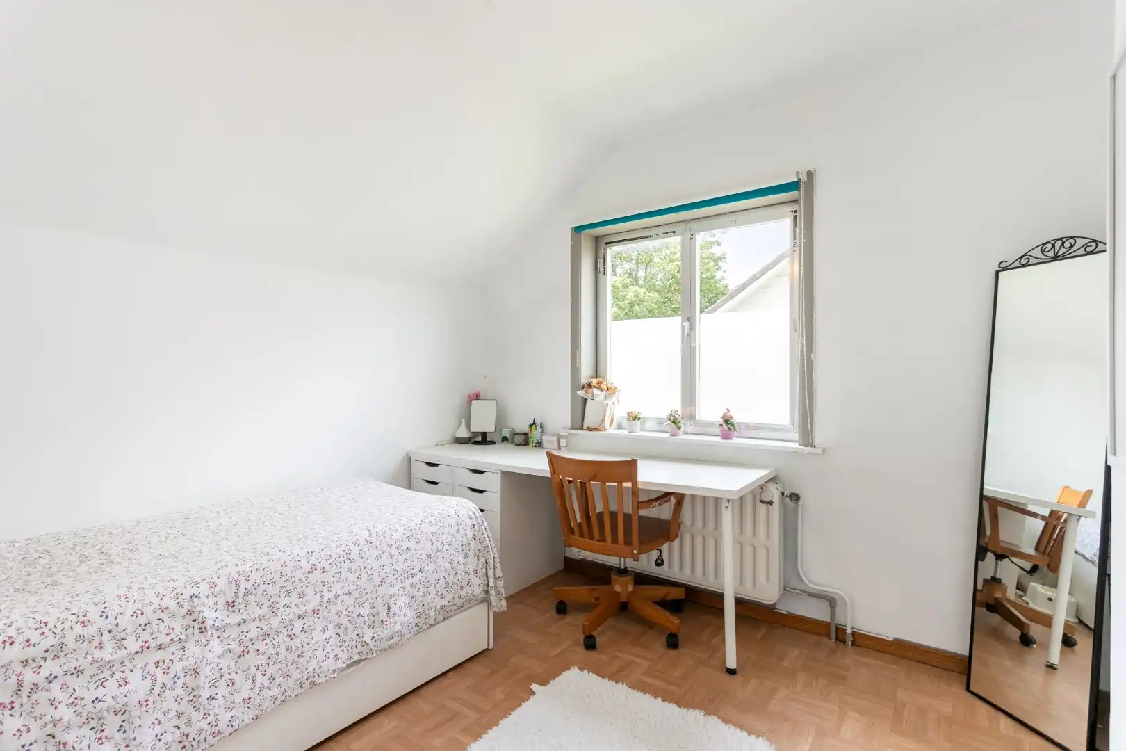 Op te frissen 3-gevel woning met 3 slpk te Halle foto 17