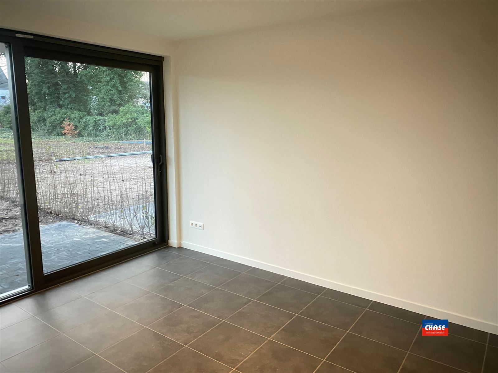 Gelijkvloersappartement met 1 slaapkamer, tuin en autostaanplaats foto 4